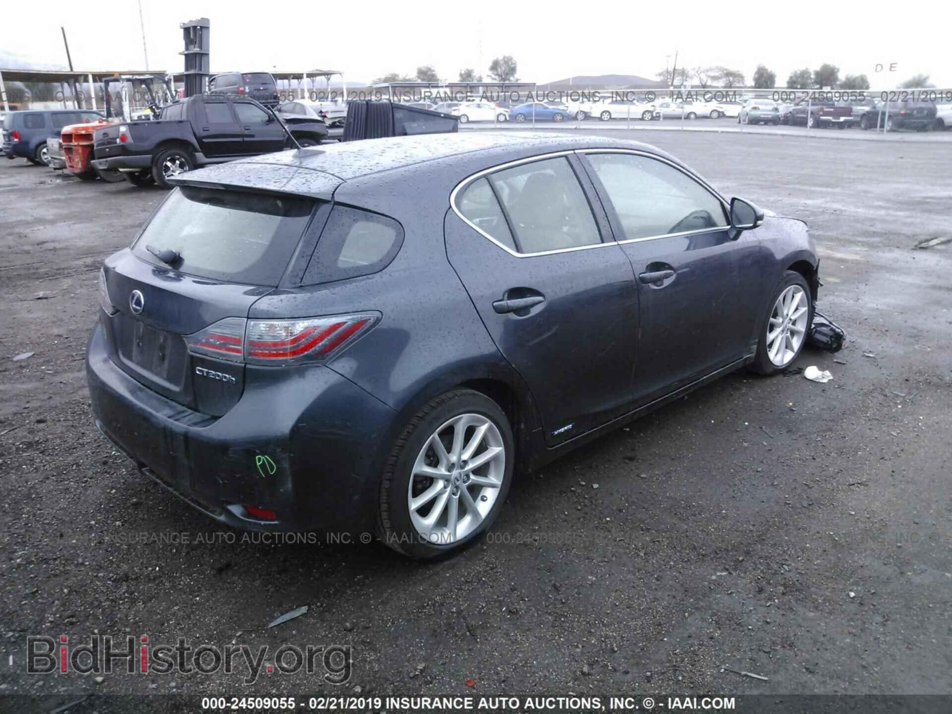2011 LEXUS CT - VIN: JTHKD5BH4B2016009 - Фото 4