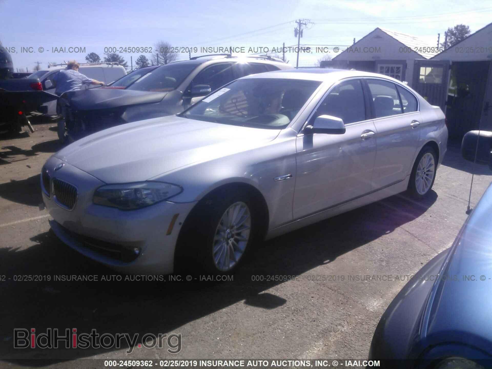 2013 BMW 535 - VIN: WBAFR7C55DC826439 - Фото 2