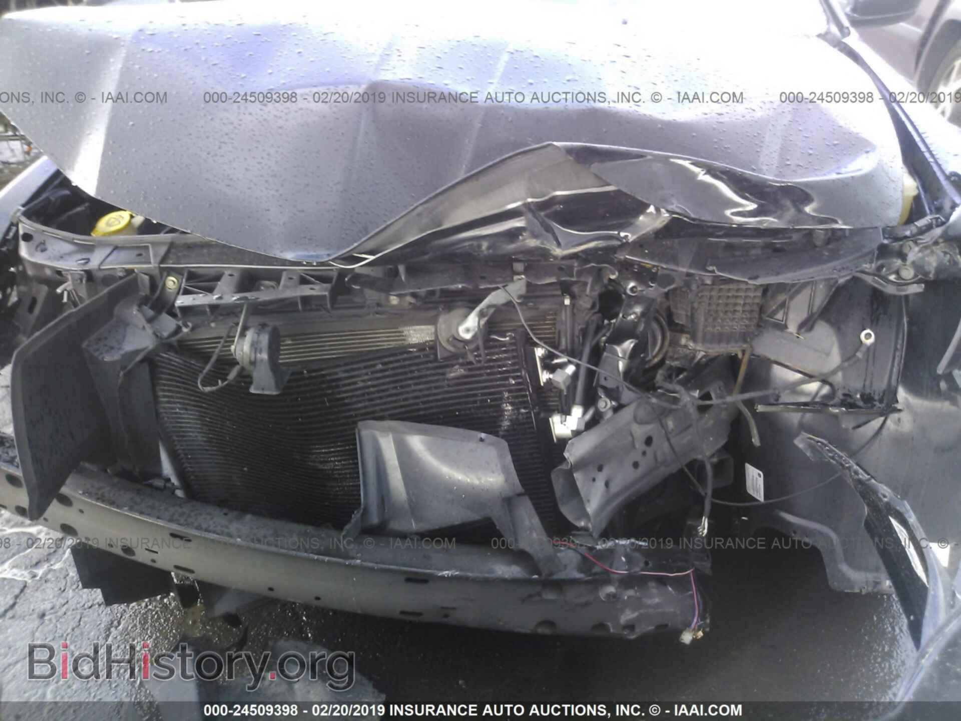 2014 CHRYSLER 300 - VIN: 2C3CCAAG3EH335704 - Фото 6