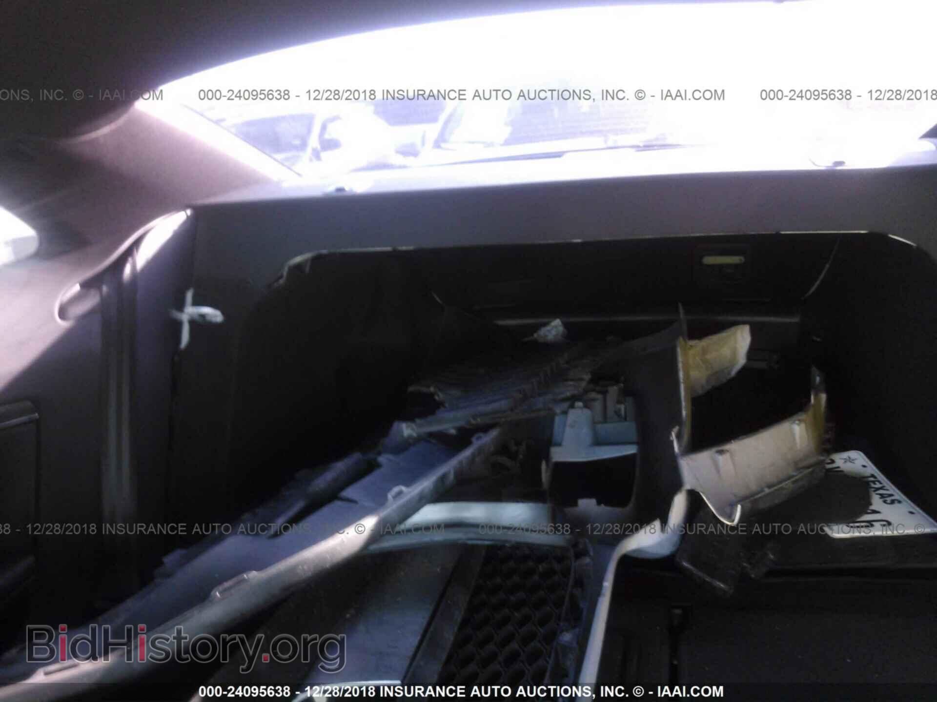2012 AUDI S5 - VIN: WAUCVAFR5CA024123 - Photo 8