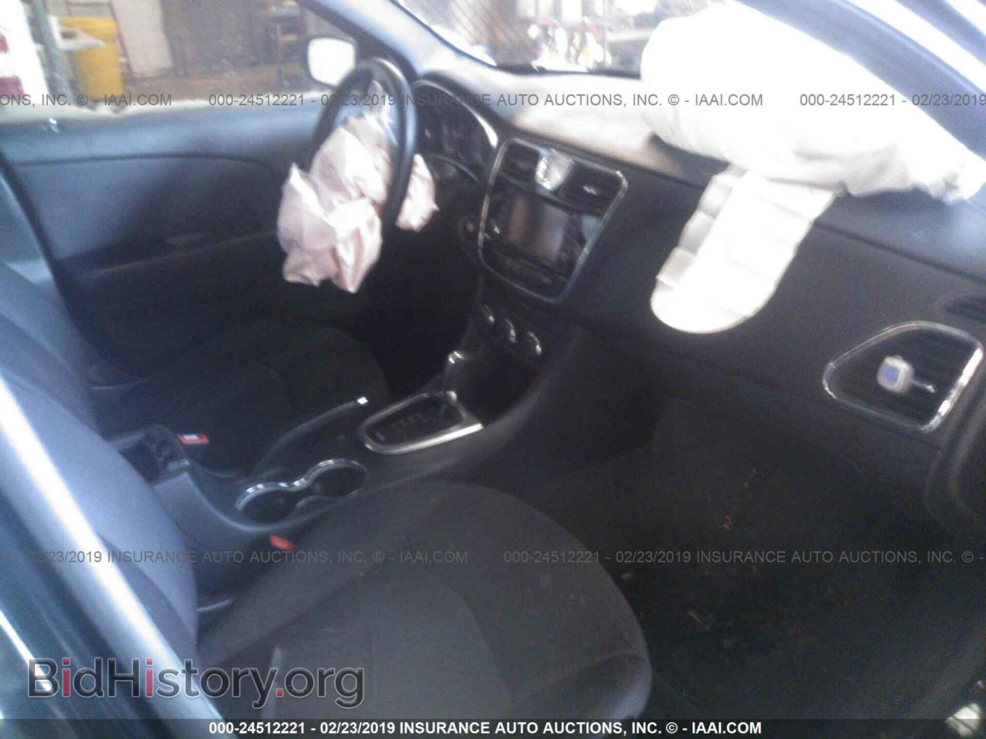 2013 CHRYSLER 200 - VIN: 1C3CCBBB0DN513213 - Фото 5