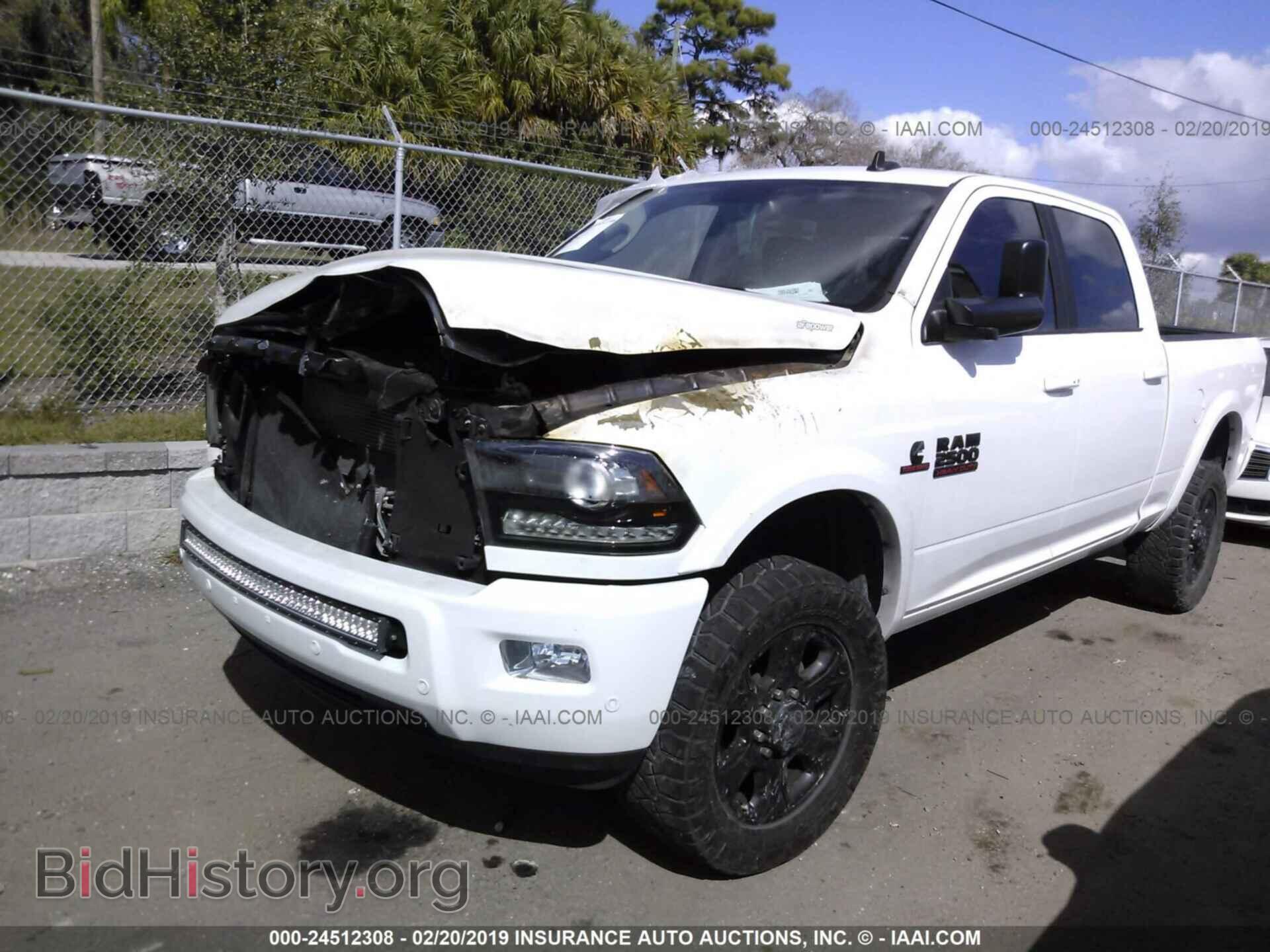 2017 RAM 2500 - VIN: 3C6UR5FL0HG781932 - Фото 2