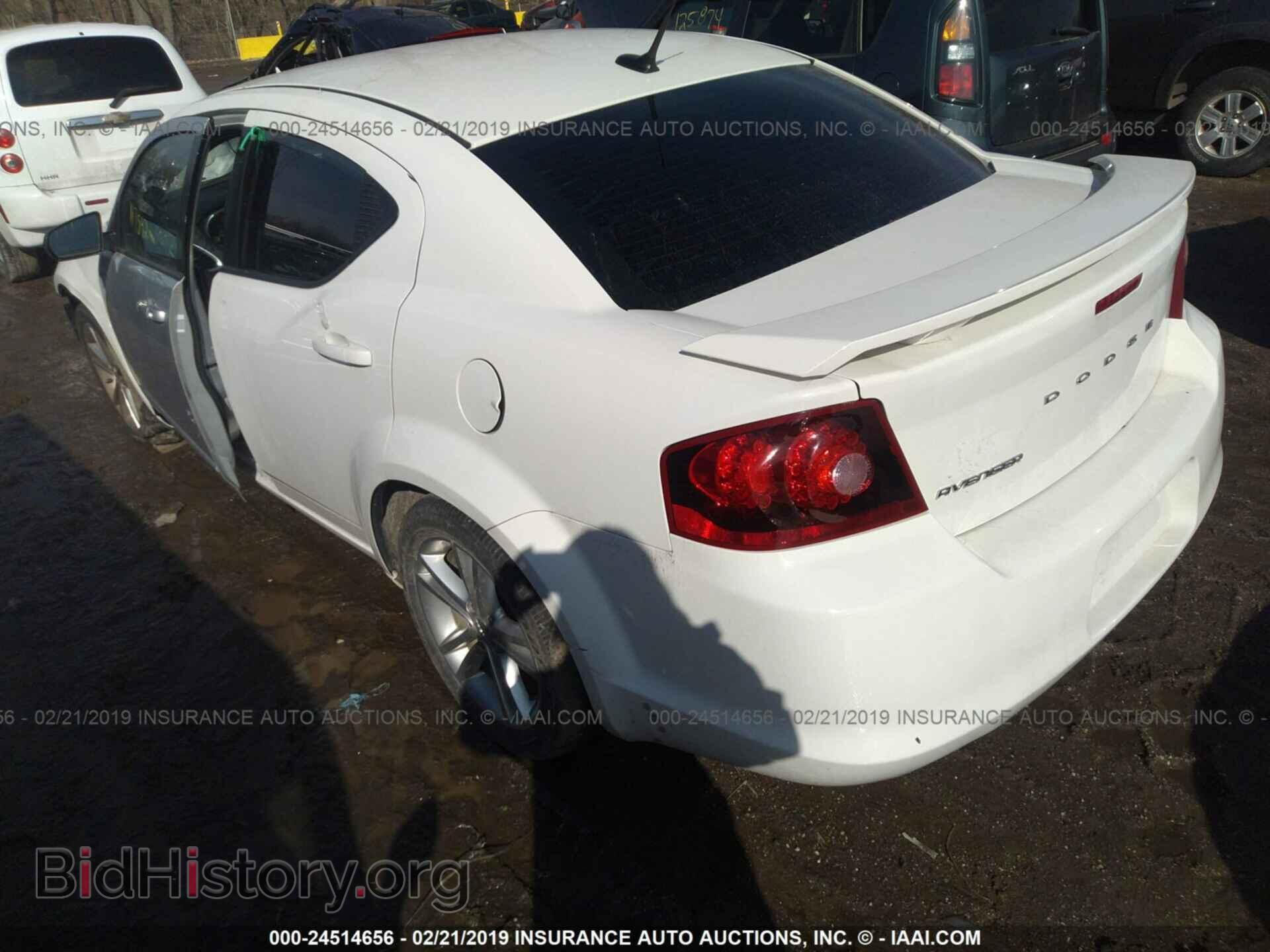 2011 DODGE AVENGER - VIN: 1B3BD1FG8BN524169 - Фото 3