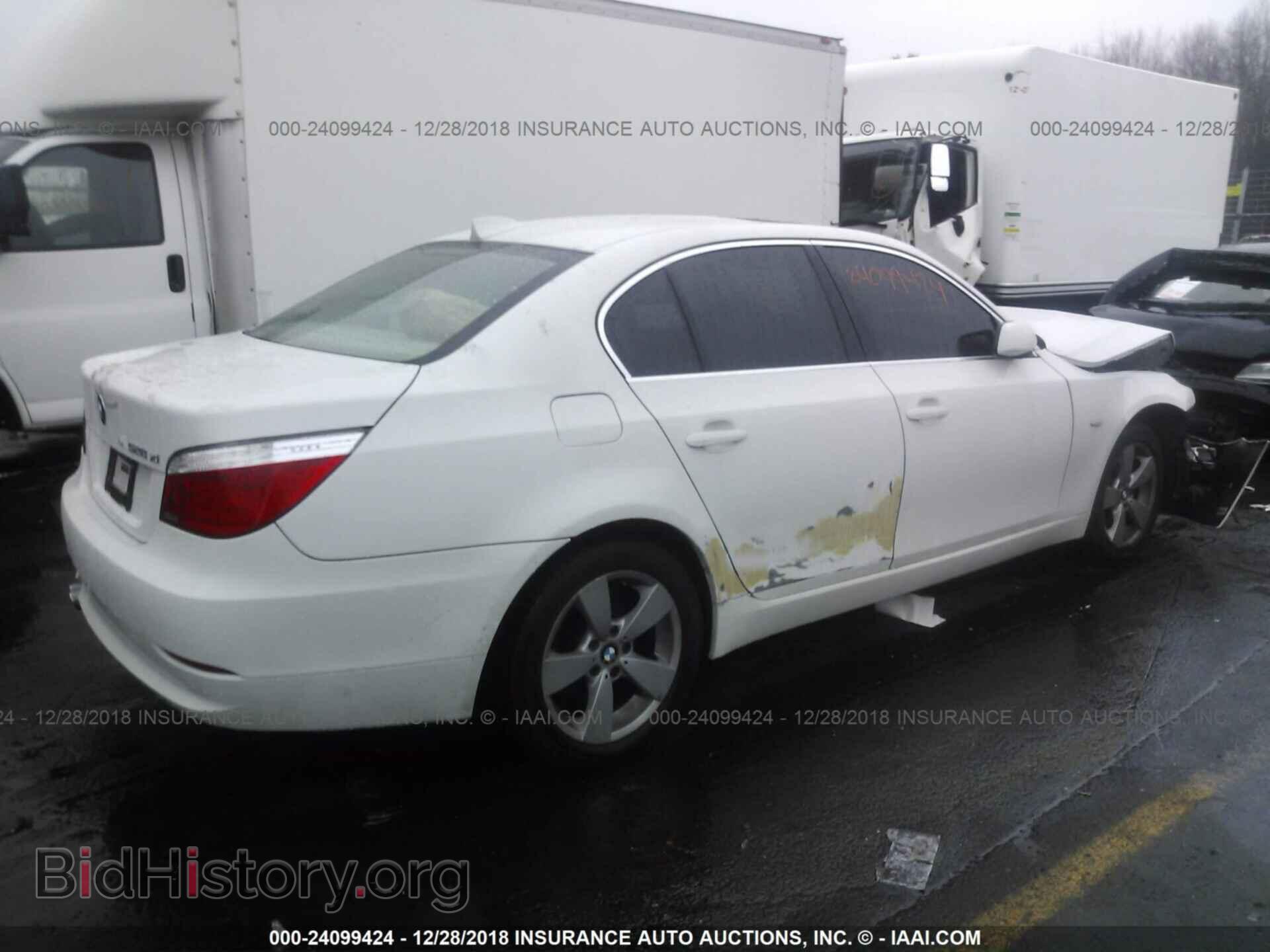2008 BMW 528 - VIN: WBANV13508CZ51360 - Фото 4