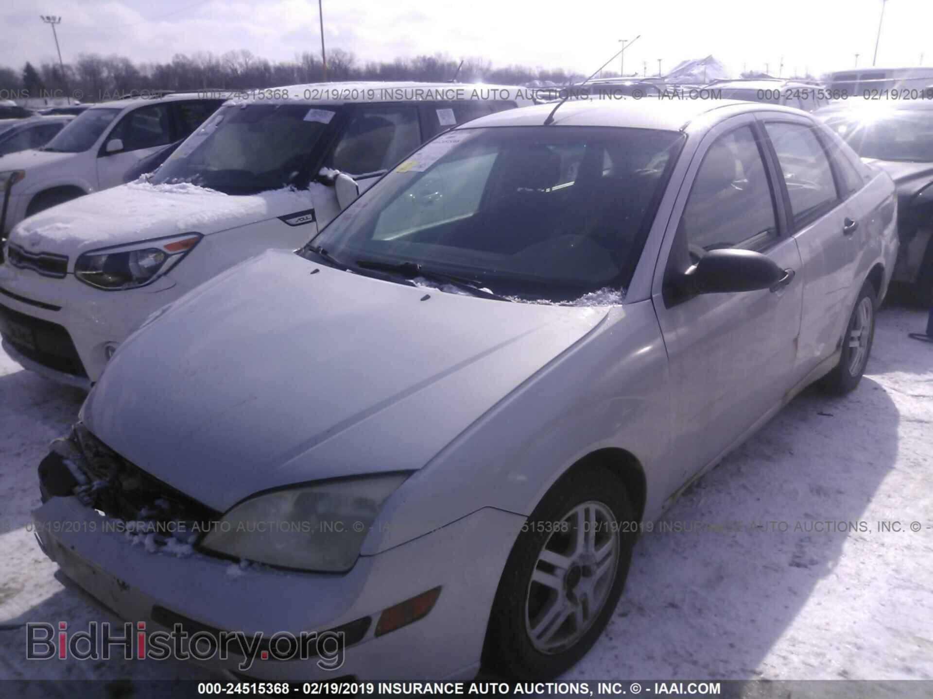 2005 FORD FOCUS - VIN: 1FAFP34N15W196943 - Фото 2