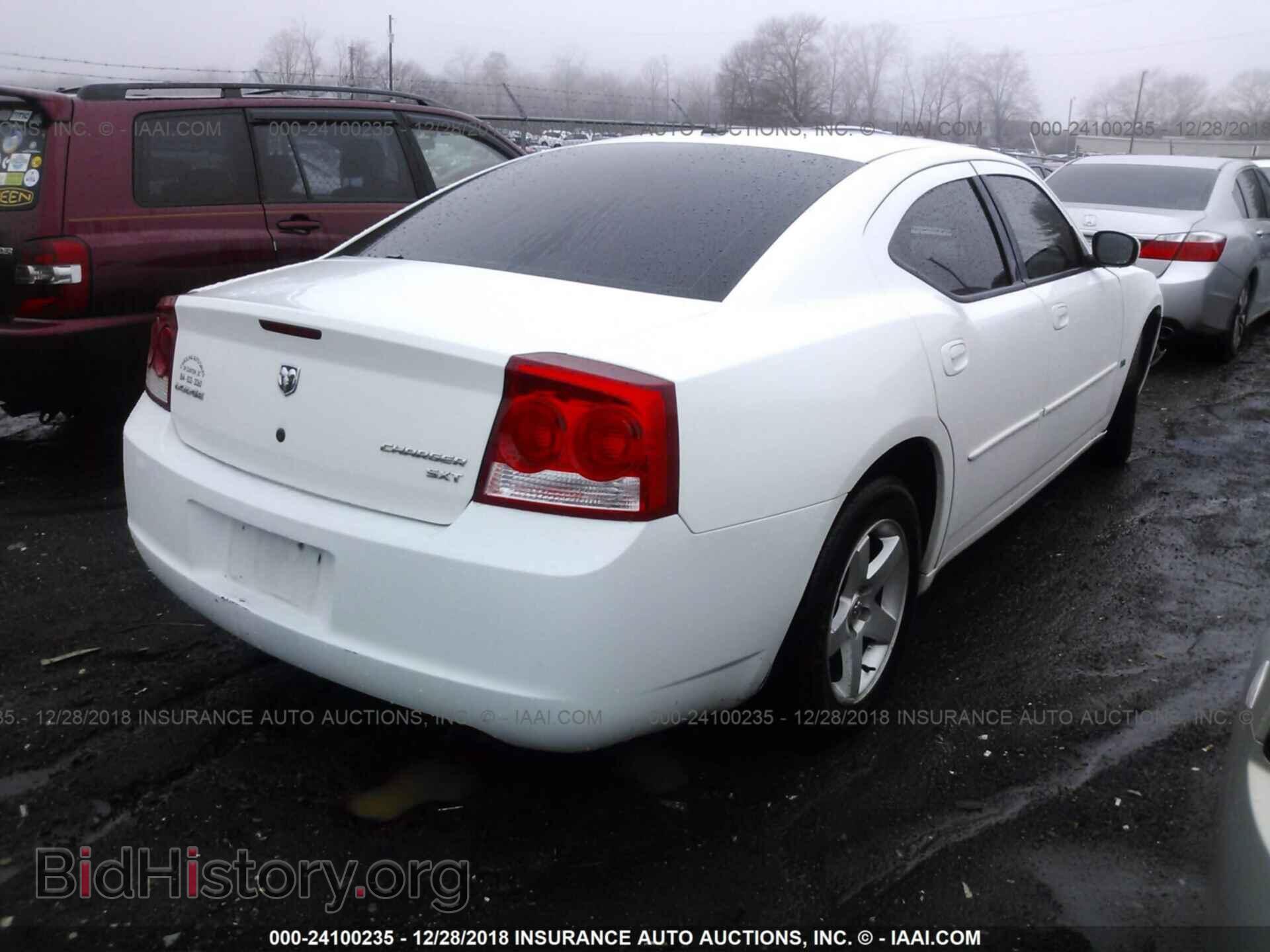 2010 DODGE CHARGER - VIN: 2B3CA3CV1AH256682 - Фото 4