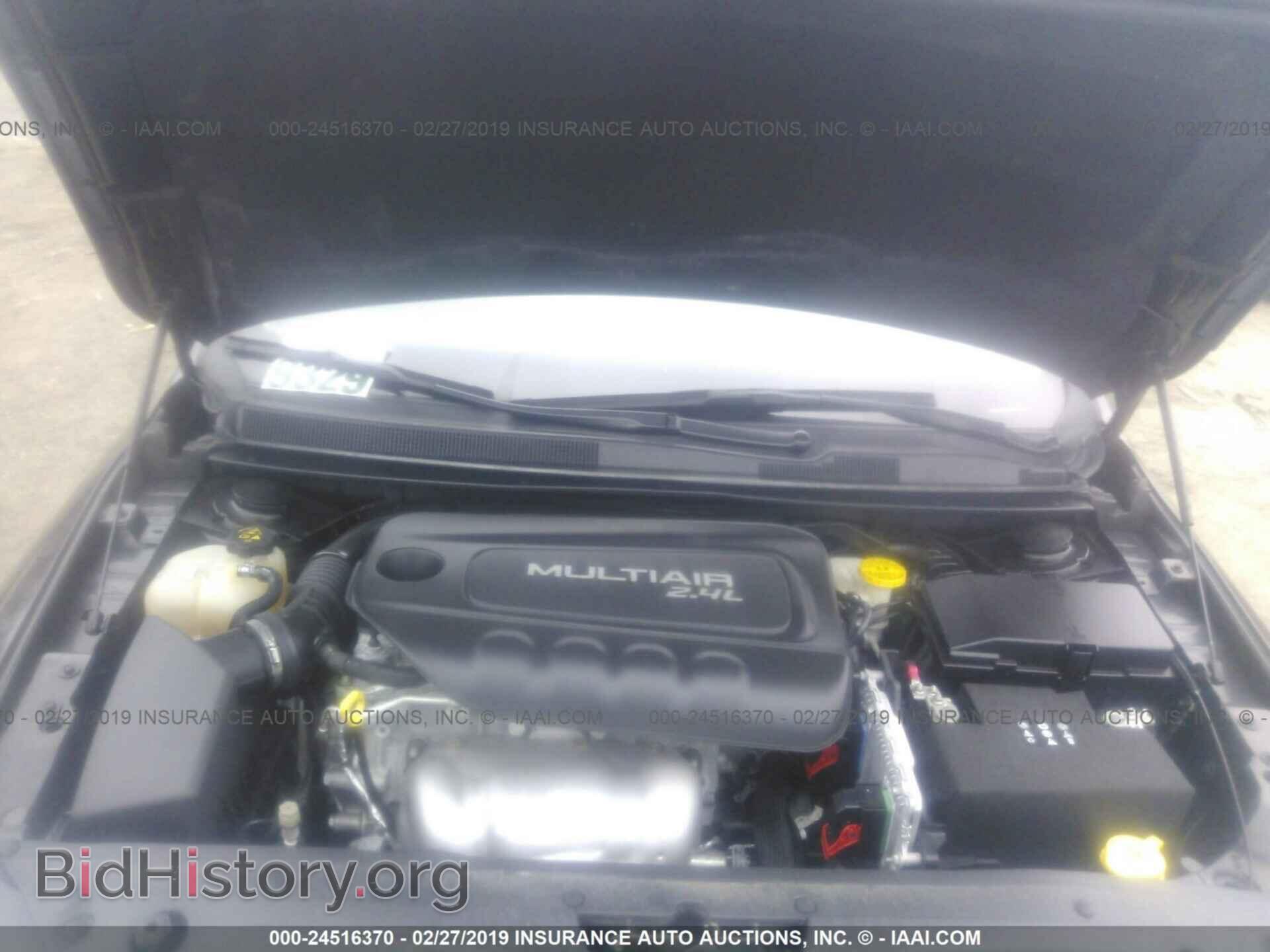 2016 CHRYSLER 200 - VIN: 1C3CCCAB0GN168552 - Photo 10