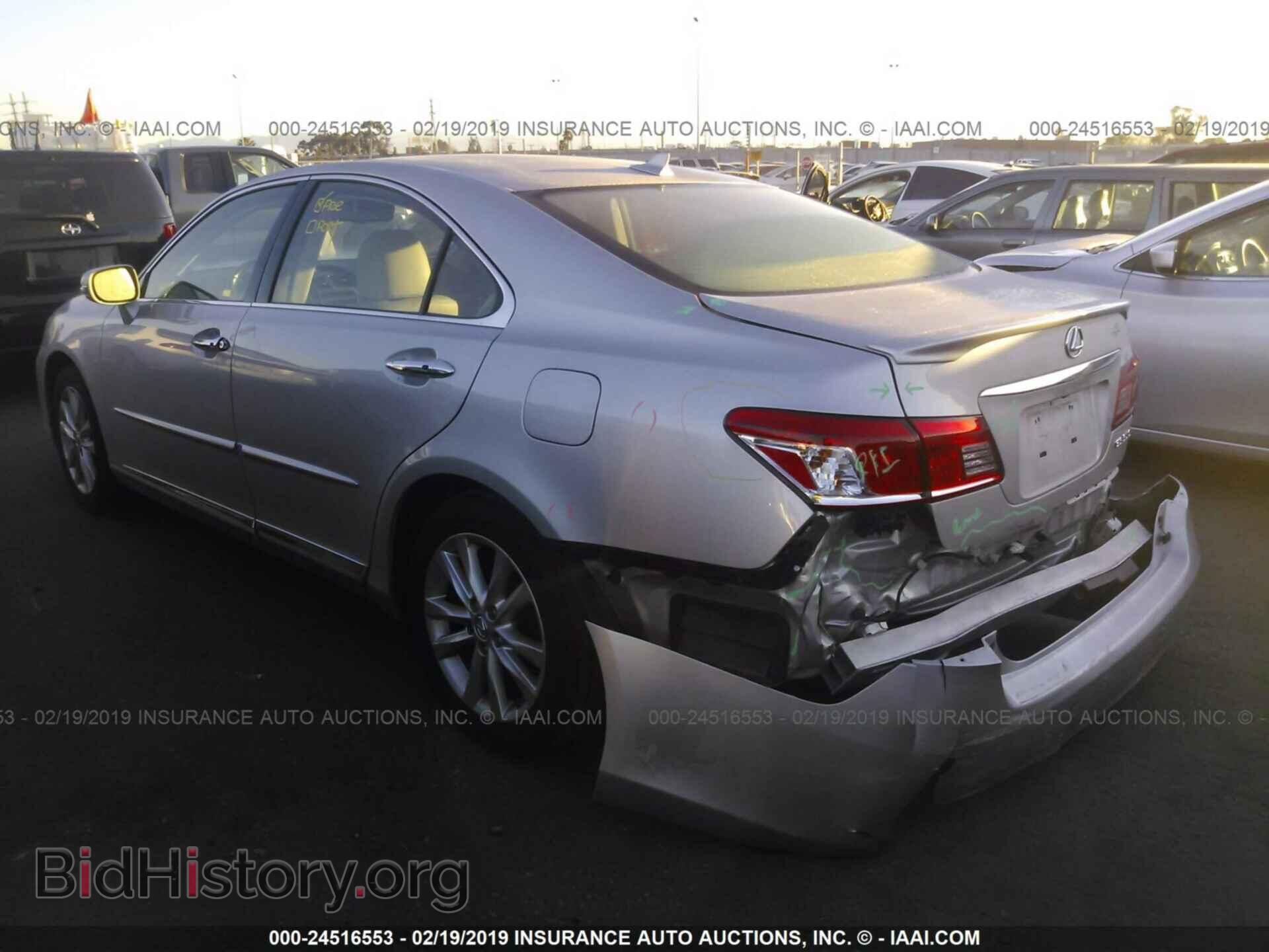 2011 LEXUS ES - VIN: JTHBK1EG8B2429343 - Photo 3