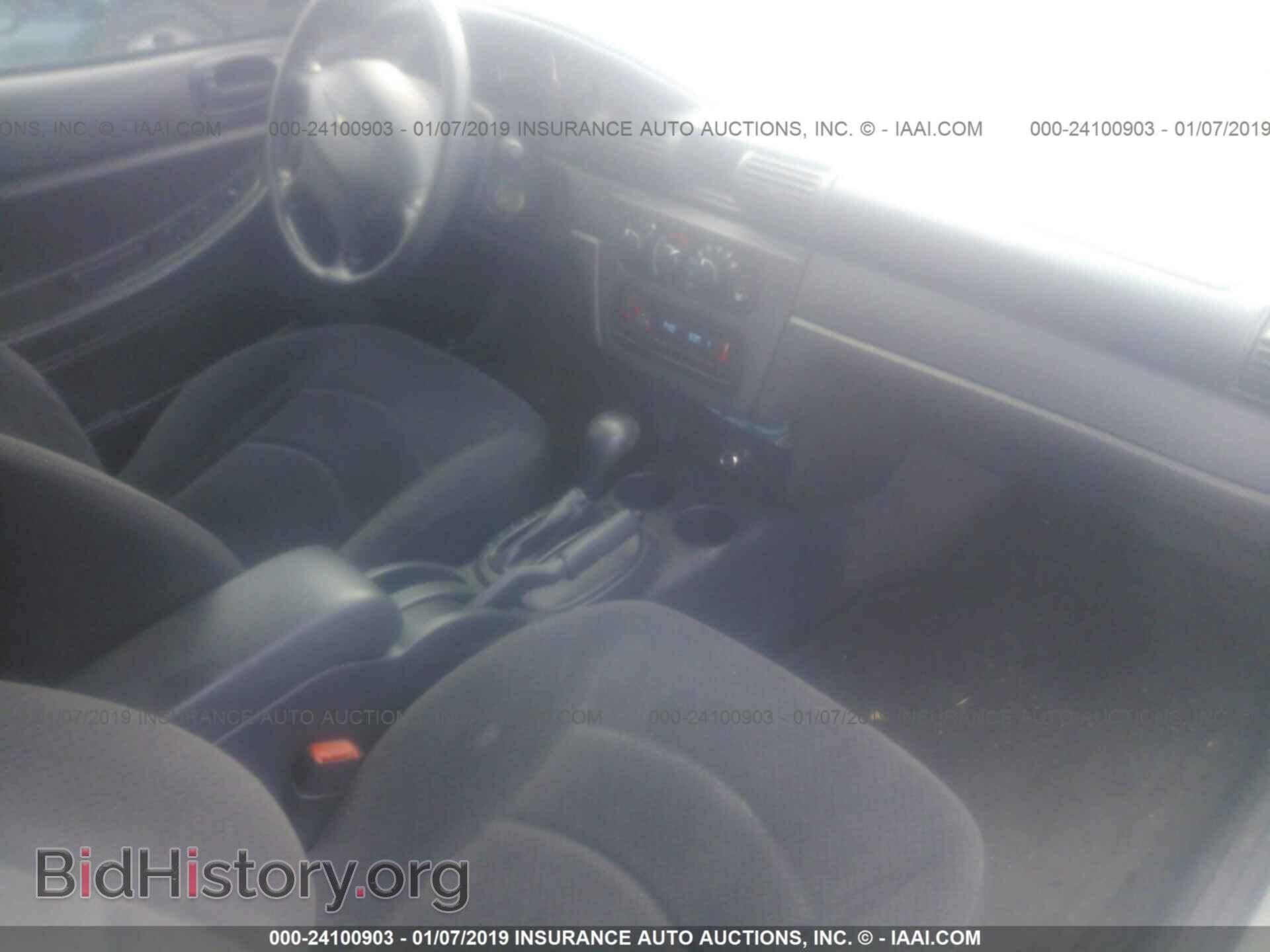 2004 CHRYSLER SEBRING - VIN: 1C3EL46X14N289170 - Фото 5