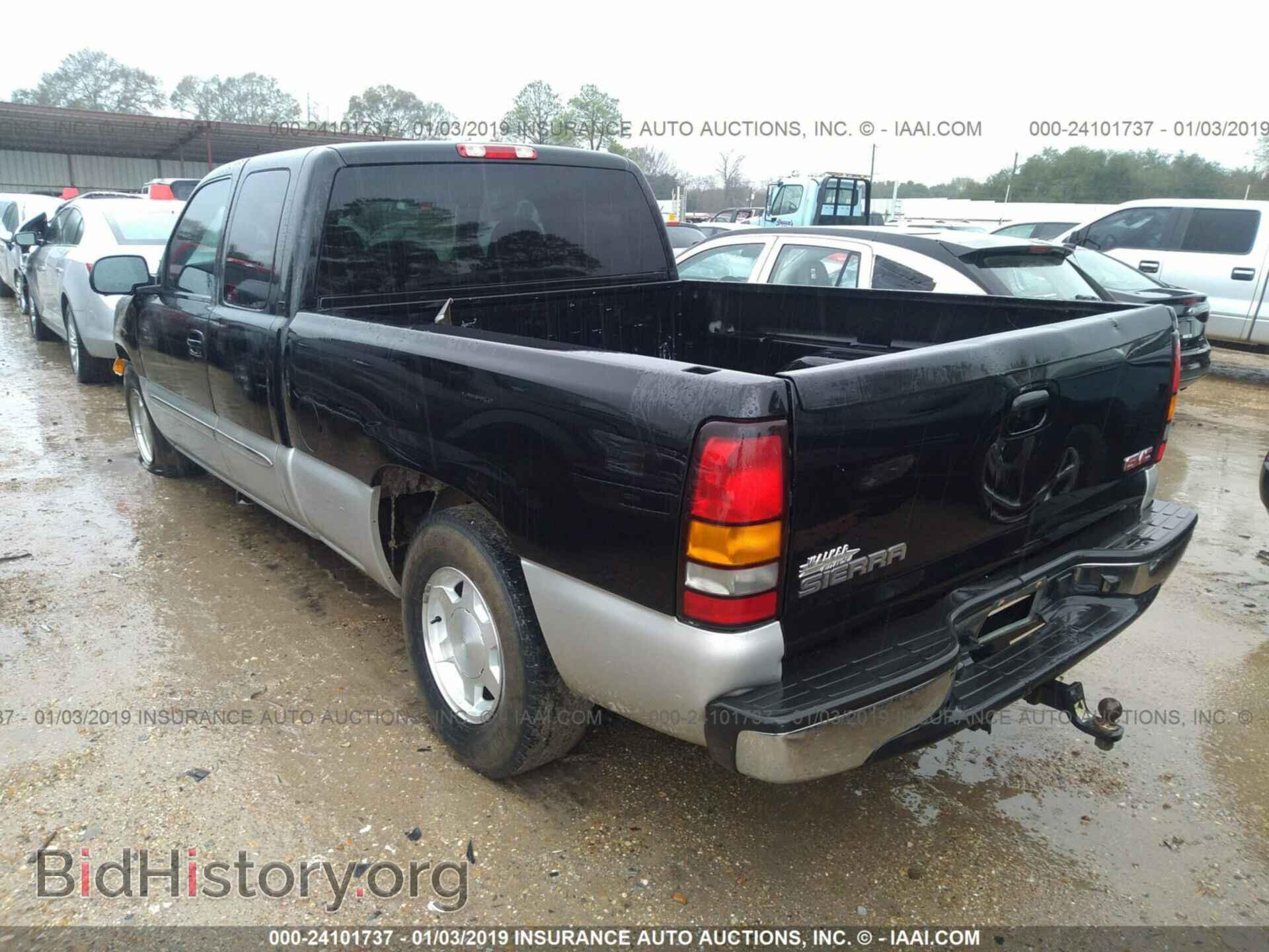2004 GMC NEW SIERRA - VIN: 2GTEC19TX41120897 - Фото 3