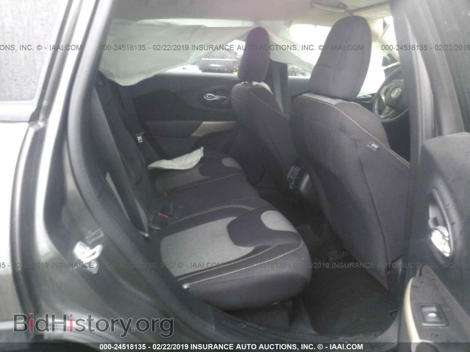 2018 JEEP CHEROKEE - VIN: 1C4PJLCB2JD518373 - Фото 8