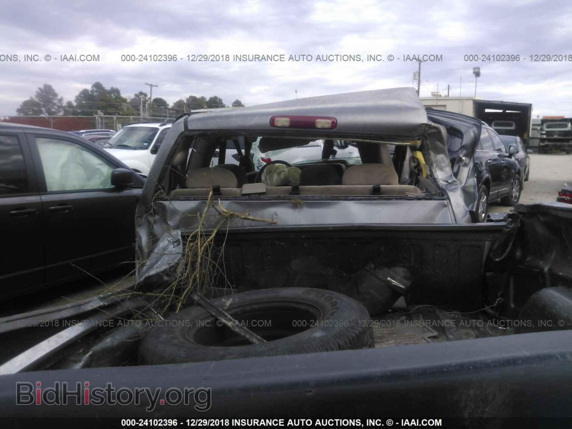 2006 GMC NEW SIERRA - VIN: 1GTEC19VX6Z225631 - Фото 8