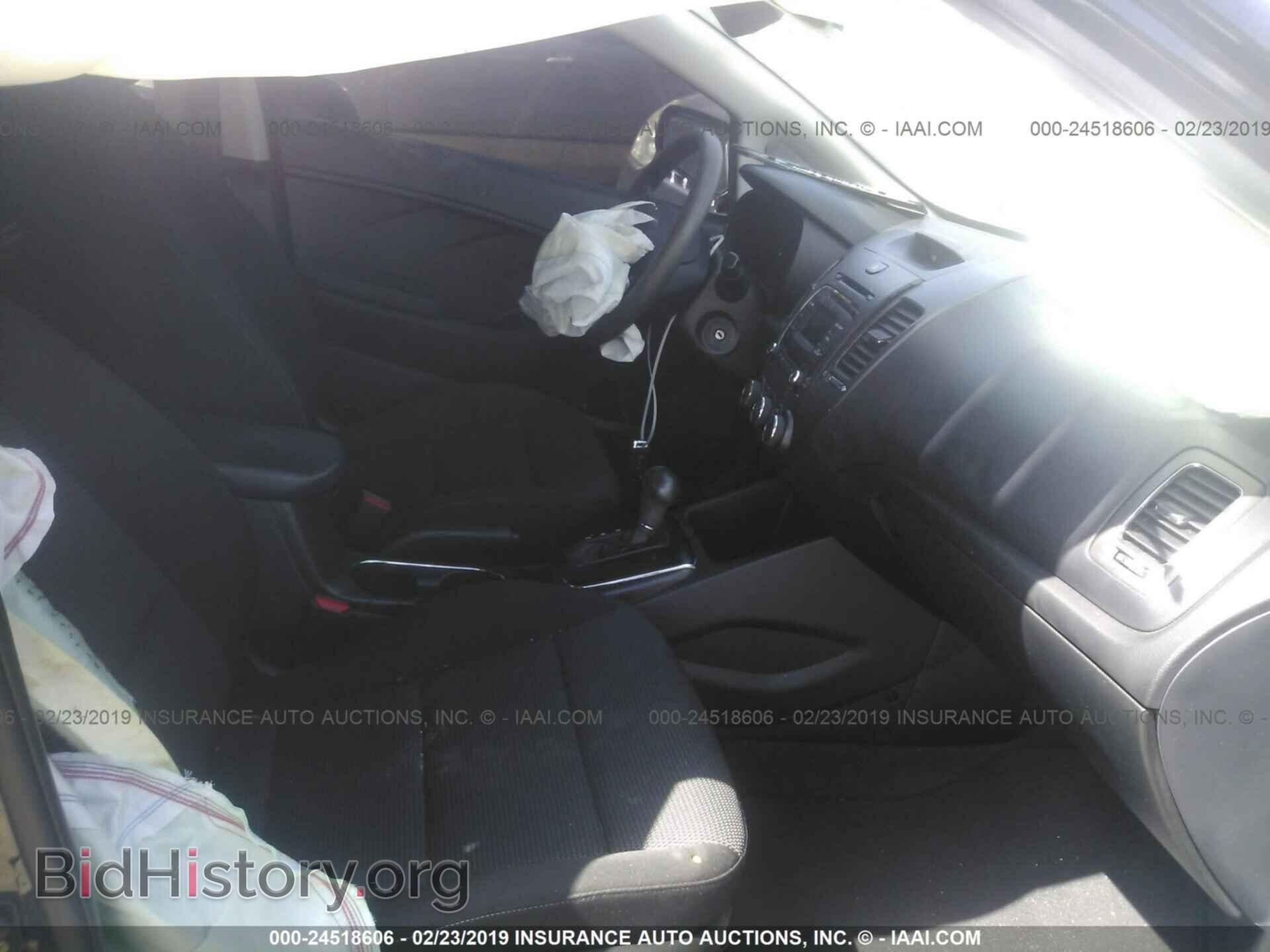 2017 KIA FORTE - VIN: 3KPFK4A72HE135068 - Фото 5