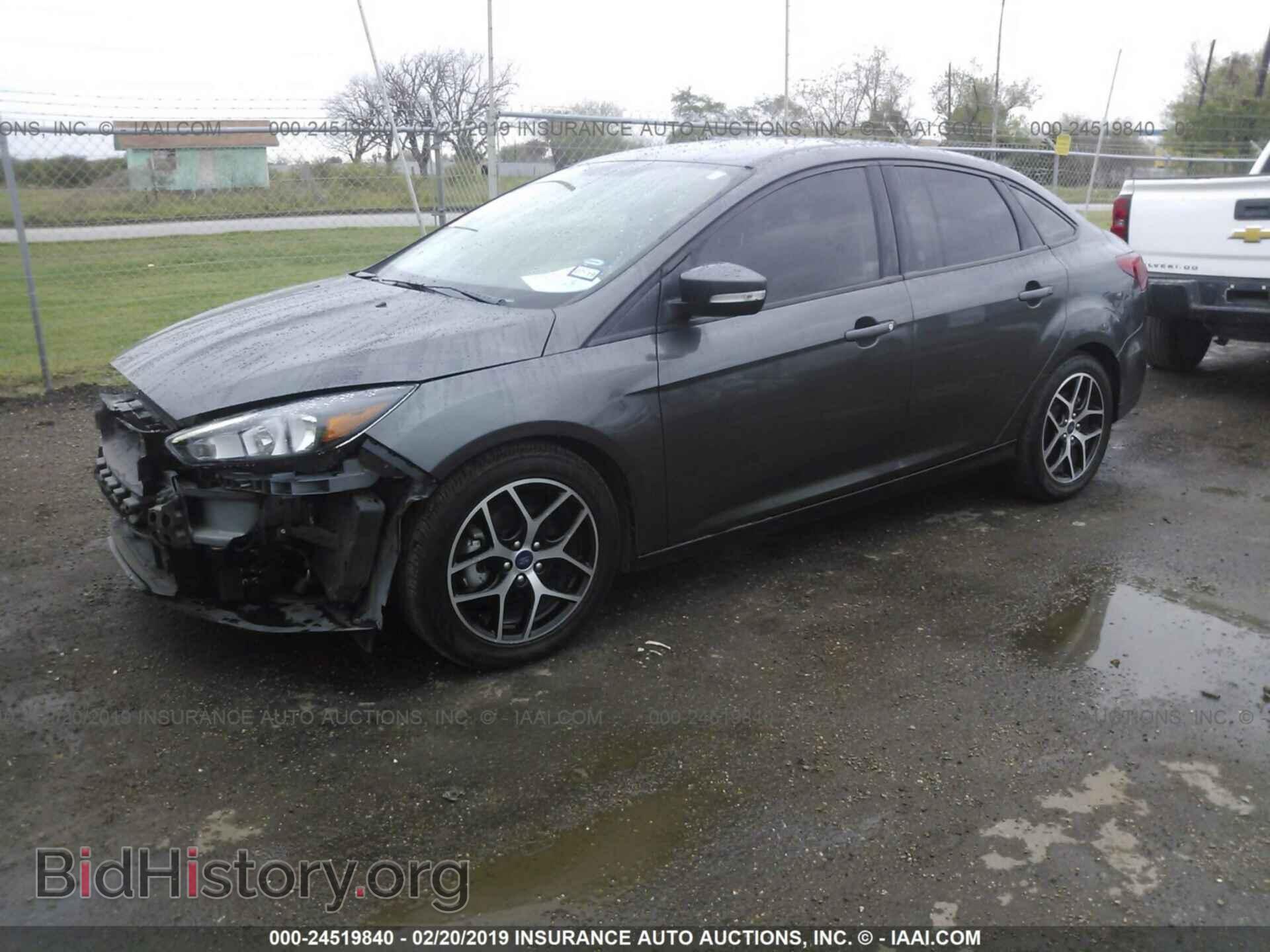 2017 FORD FOCUS - VIN: 1FADP3FE1HL299404 - Photo 2