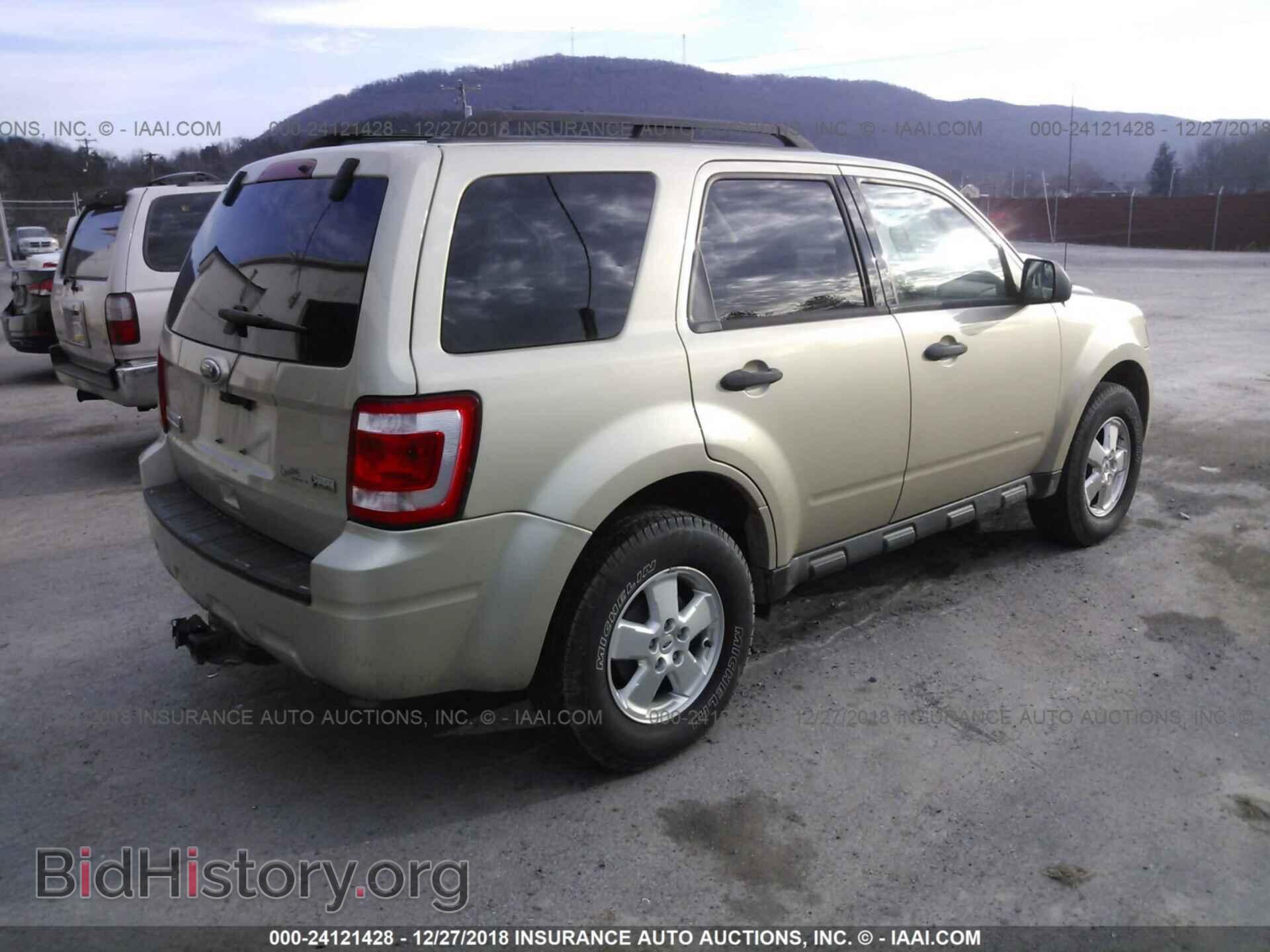 2011 FORD ESCAPE - VIN: 1FMCU9DG9BKA48533 - Photo 4