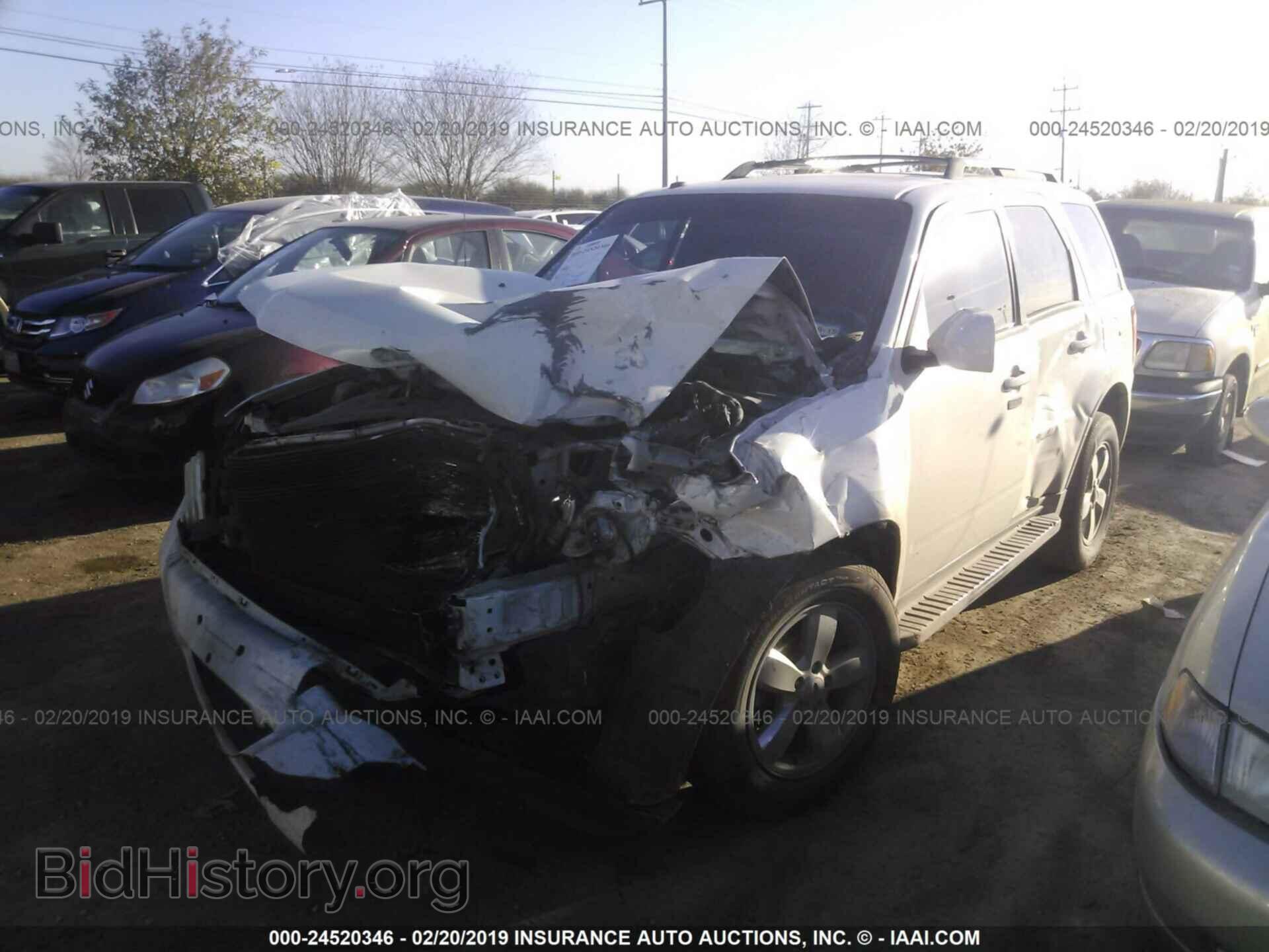 2011 FORD ESCAPE - VIN: 1FMCU0EG7BKB13079 - Фото 2