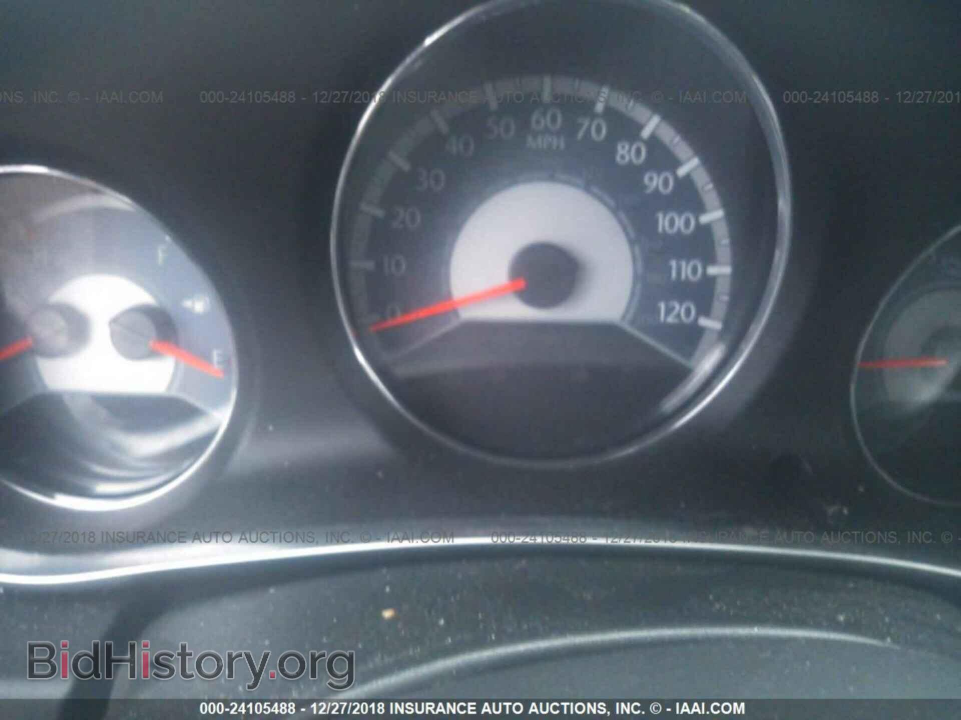 2011 CHRYSLER 200 - VIN: 1C3BC2FG8BN610867 - Фото 7