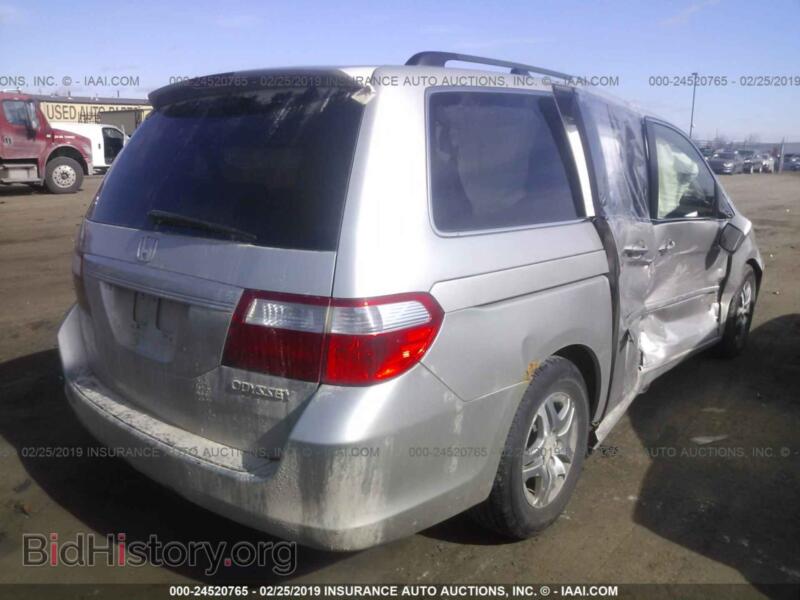 2005 Honda ODYSSEY (VIN 5FNRL38465B011133) — фото 4 из 10