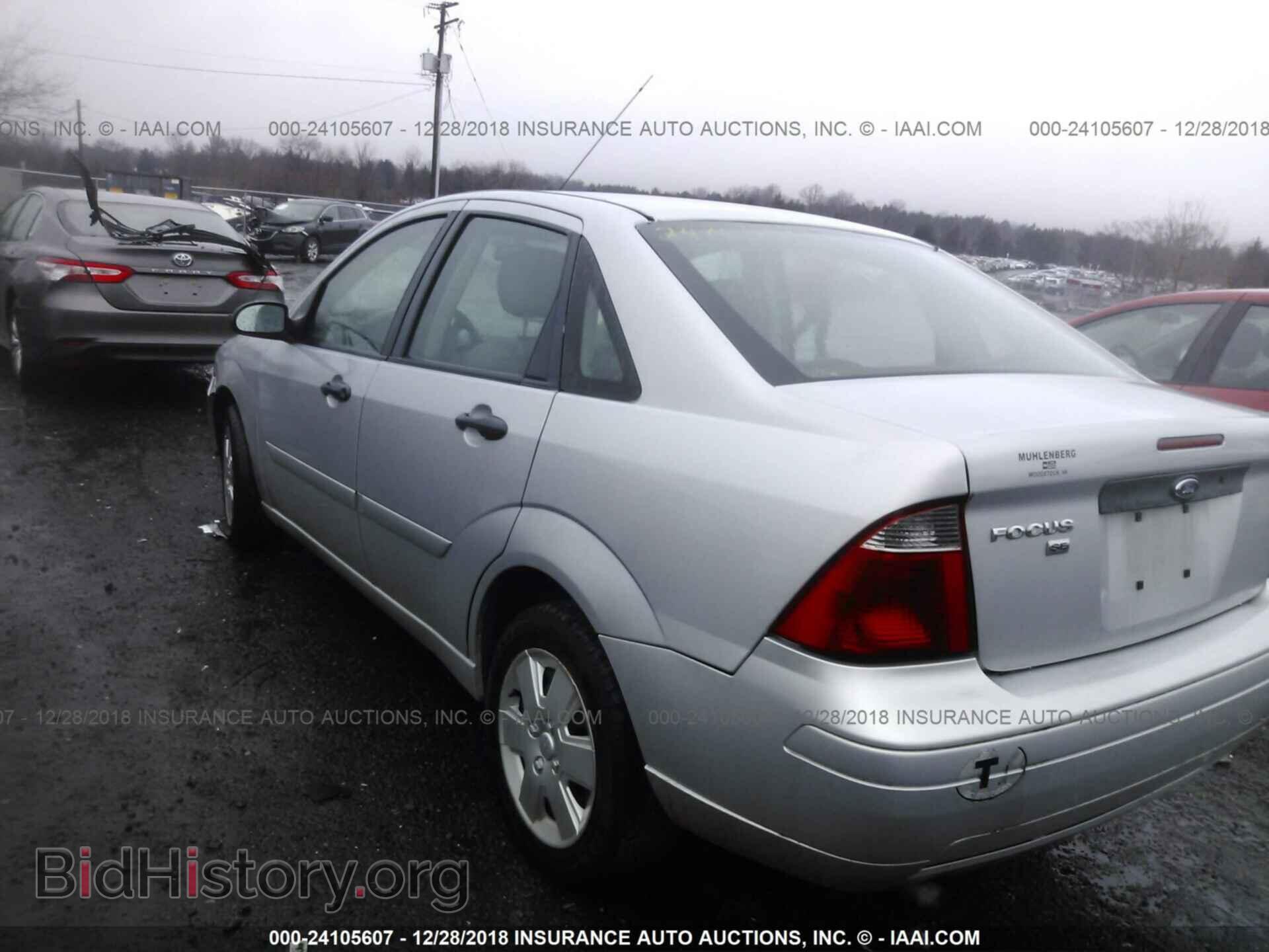 2007 FORD FOCUS - VIN: 1FAFP34N37W102127 - Фото 3