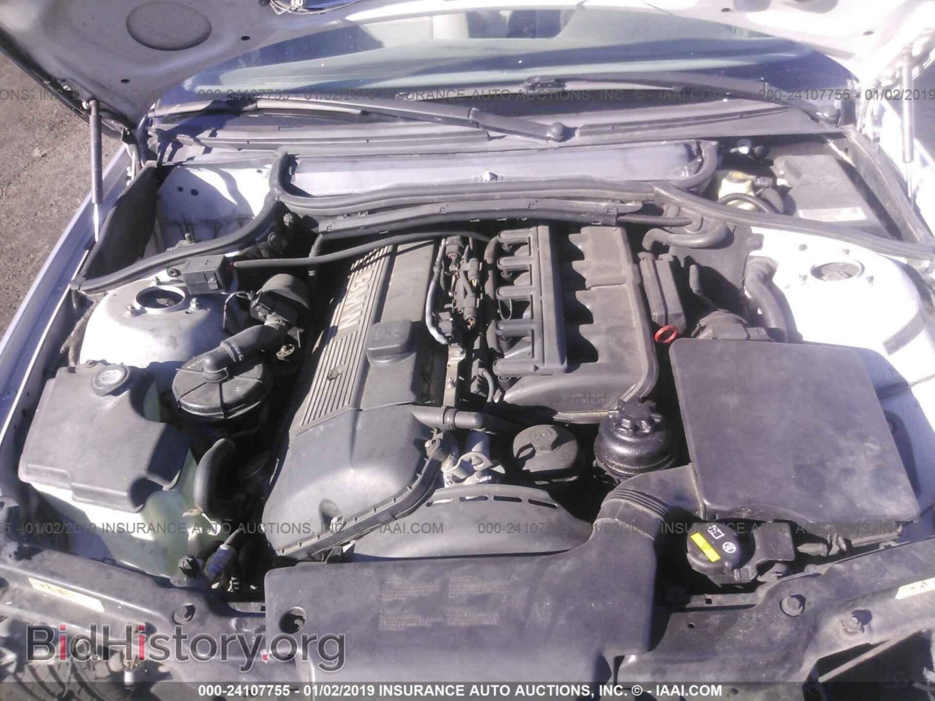 2004 BMW 330 - VIN: WBAEV53494KM33925 - Фото 10