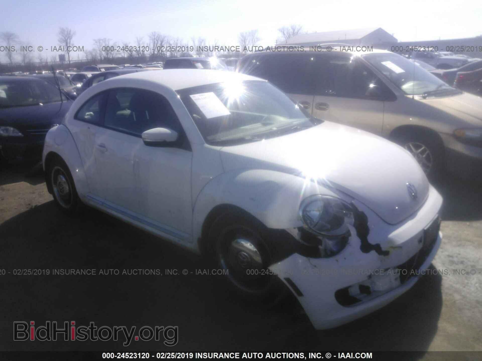 Фотография 3VWJP7AT9CM653197 - VOLKSWAGEN BEETLE 2012