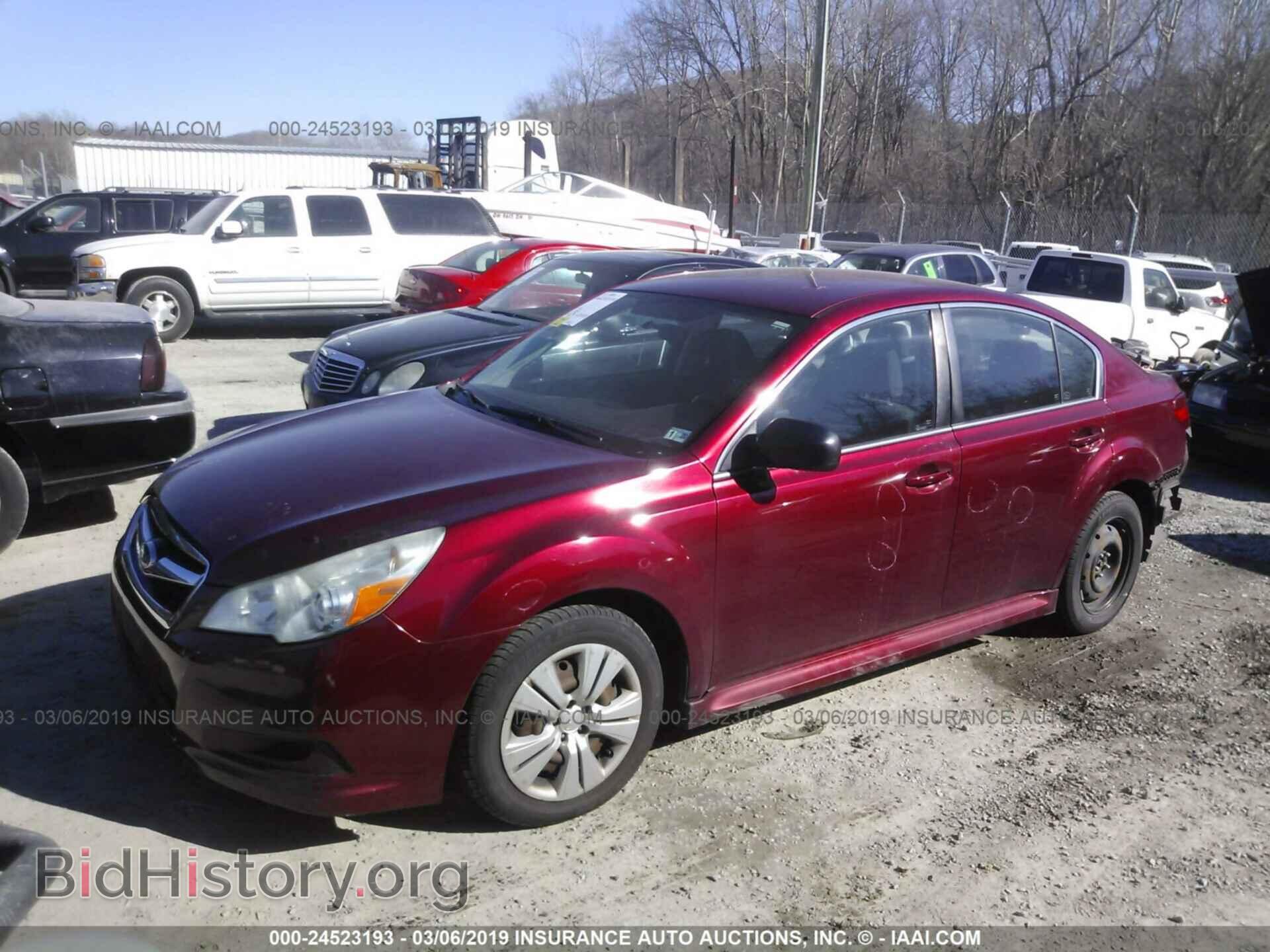 2011 SUBARU LEGACY - VIN: 4S3BMBA66B3232793 - Фото 2