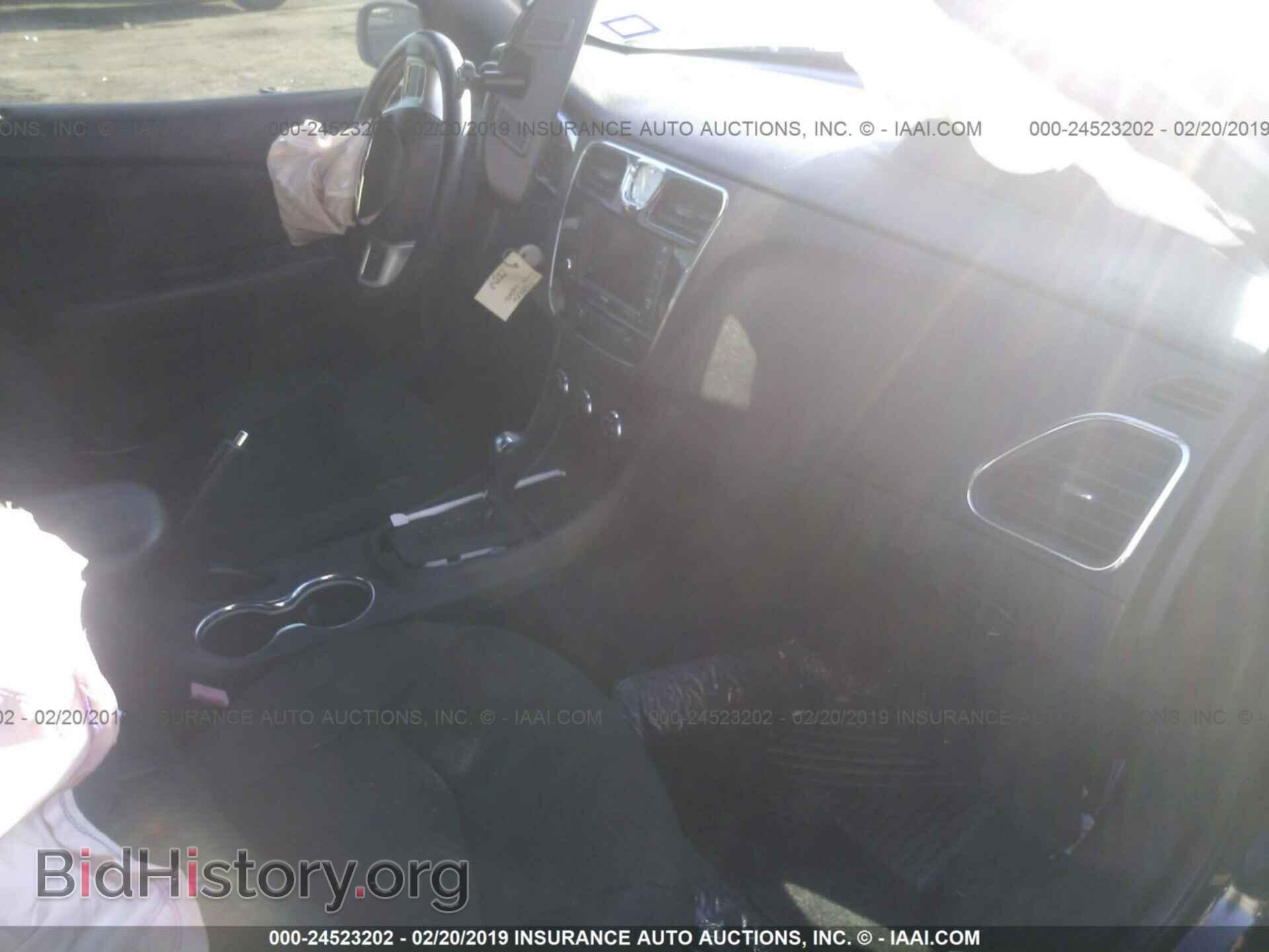 2012 CHRYSLER 200 - VIN: 1C3CCBBG3CN139660 - Фото 5
