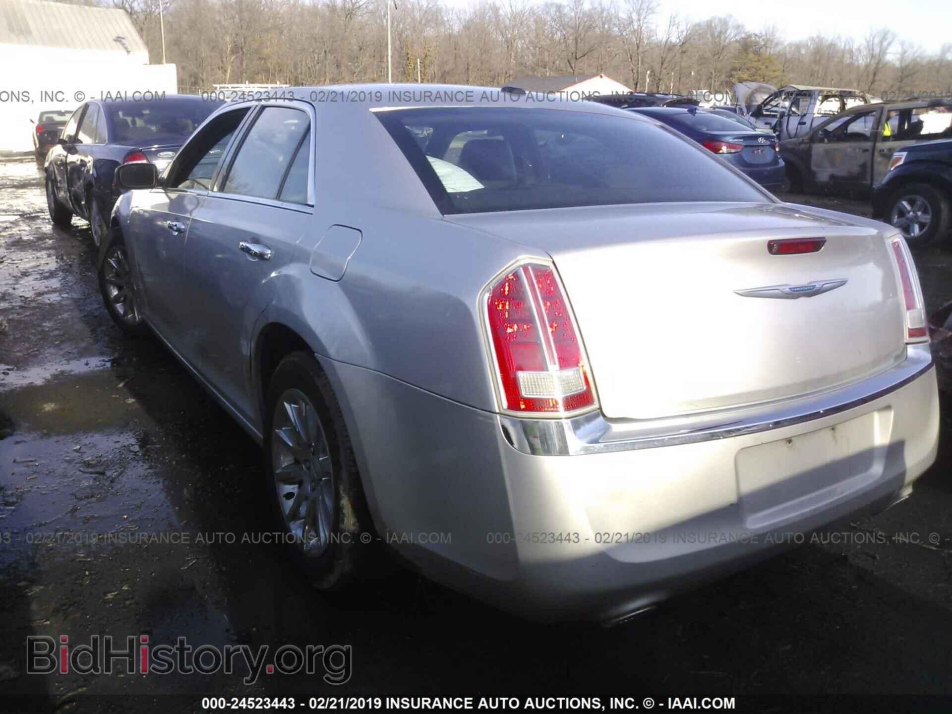 2012 CHRYSLER 300C - VIN: 2C3CCAET2CH277475 - Photo 3