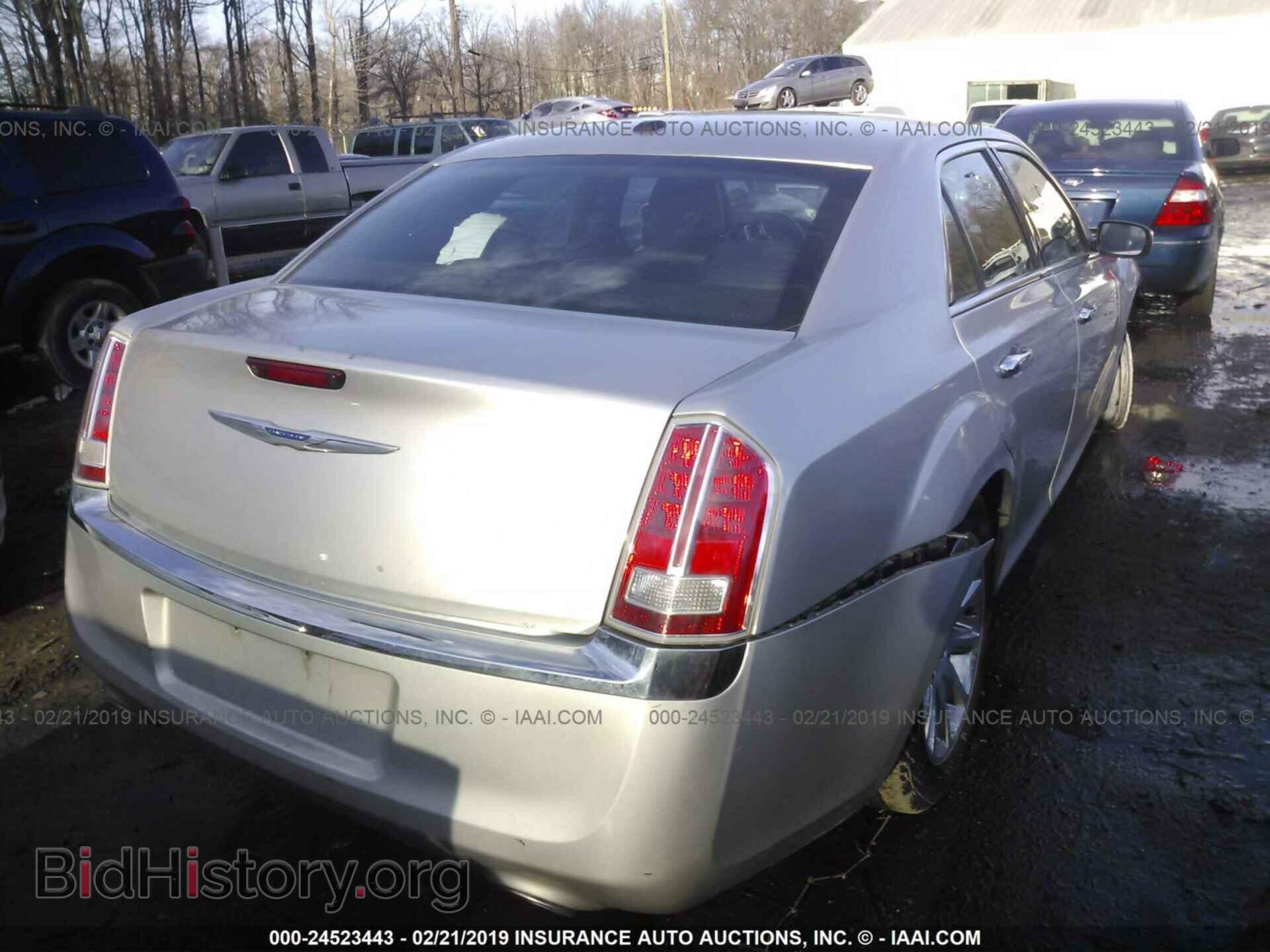2012 CHRYSLER 300C - VIN: 2C3CCAET2CH277475 - Photo 4