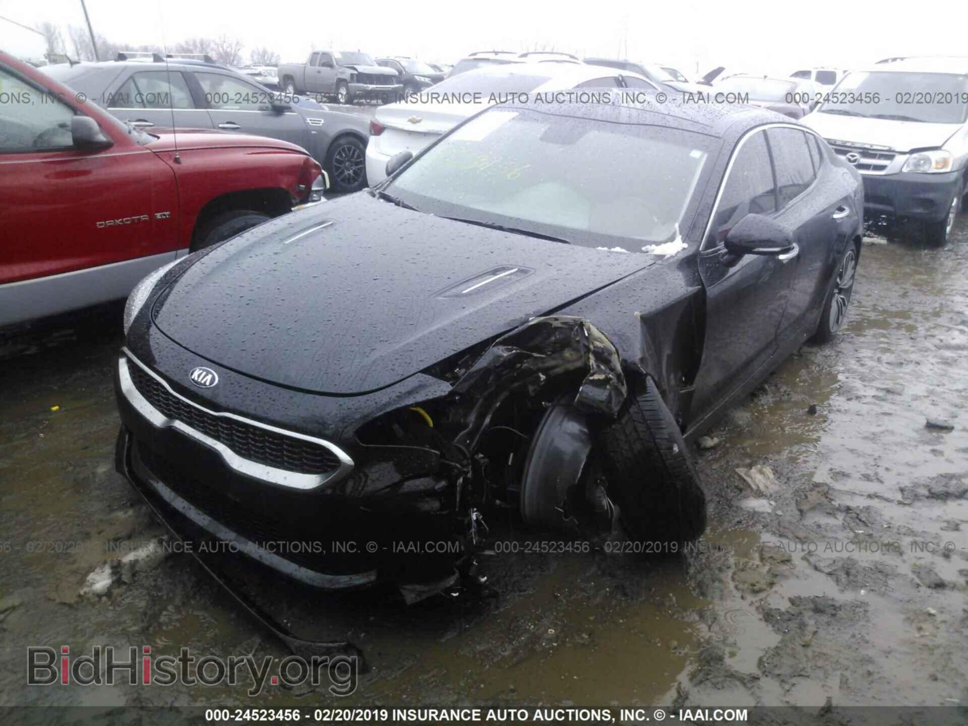 2018 KIA STINGER - VIN: KNAE25LA7J6022543 - Фото 2