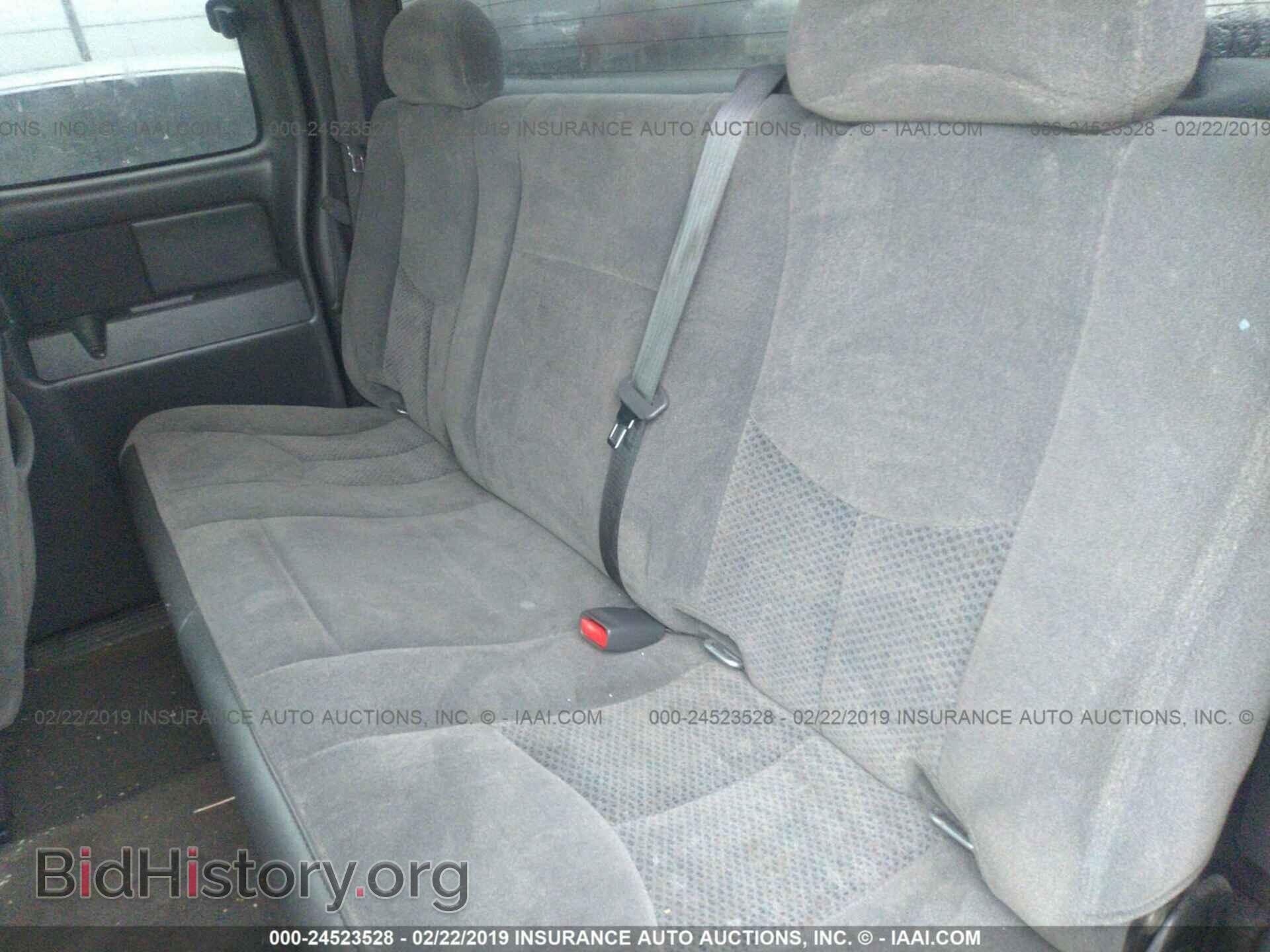 2006 CHEVROLET SILVERADO - VIN: 2GCEC19V461108572 - Фото 8
