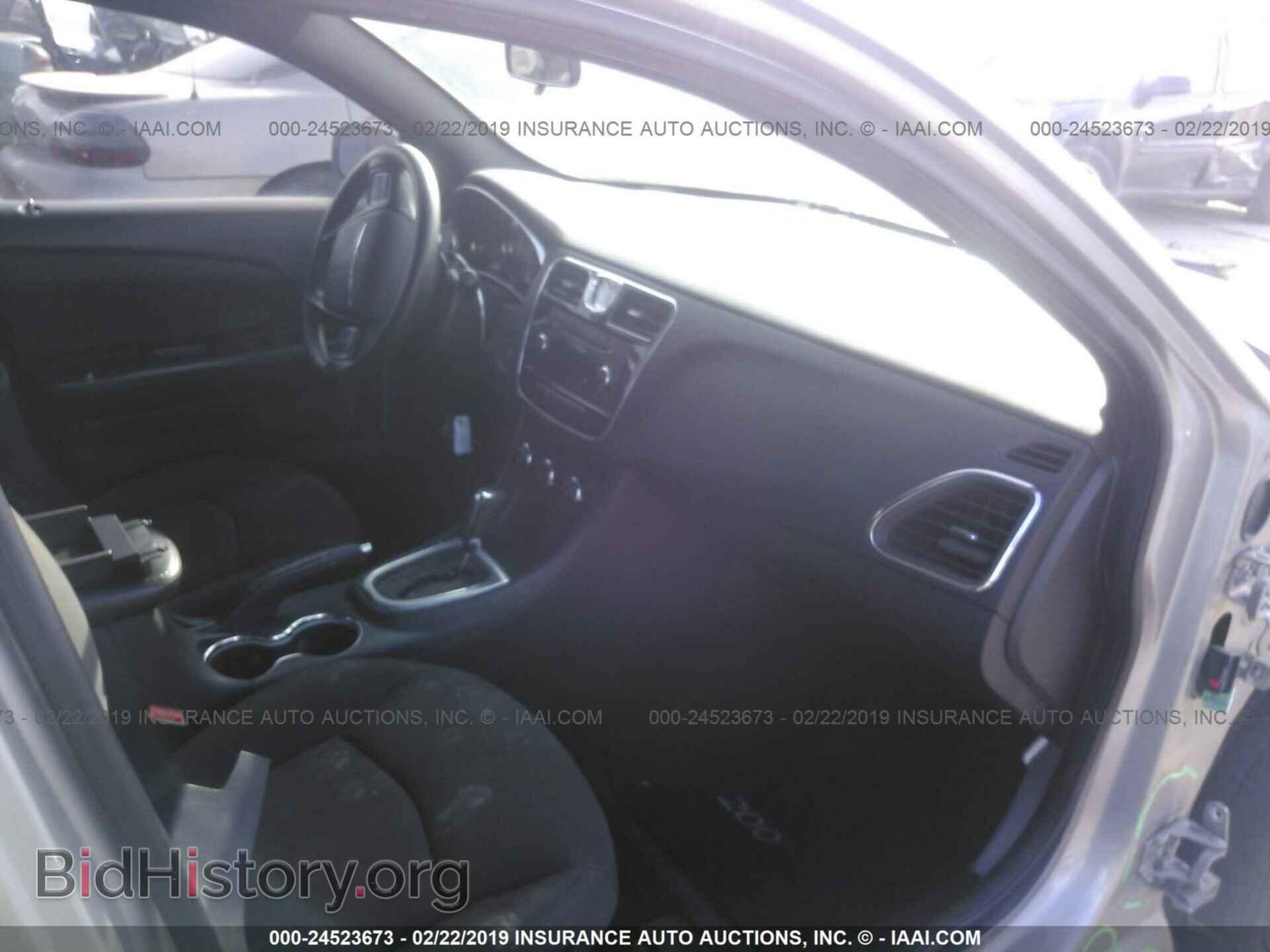 2014 CHRYSLER 200 - VIN: 1C3CCBABXEN208904 - Фото 5