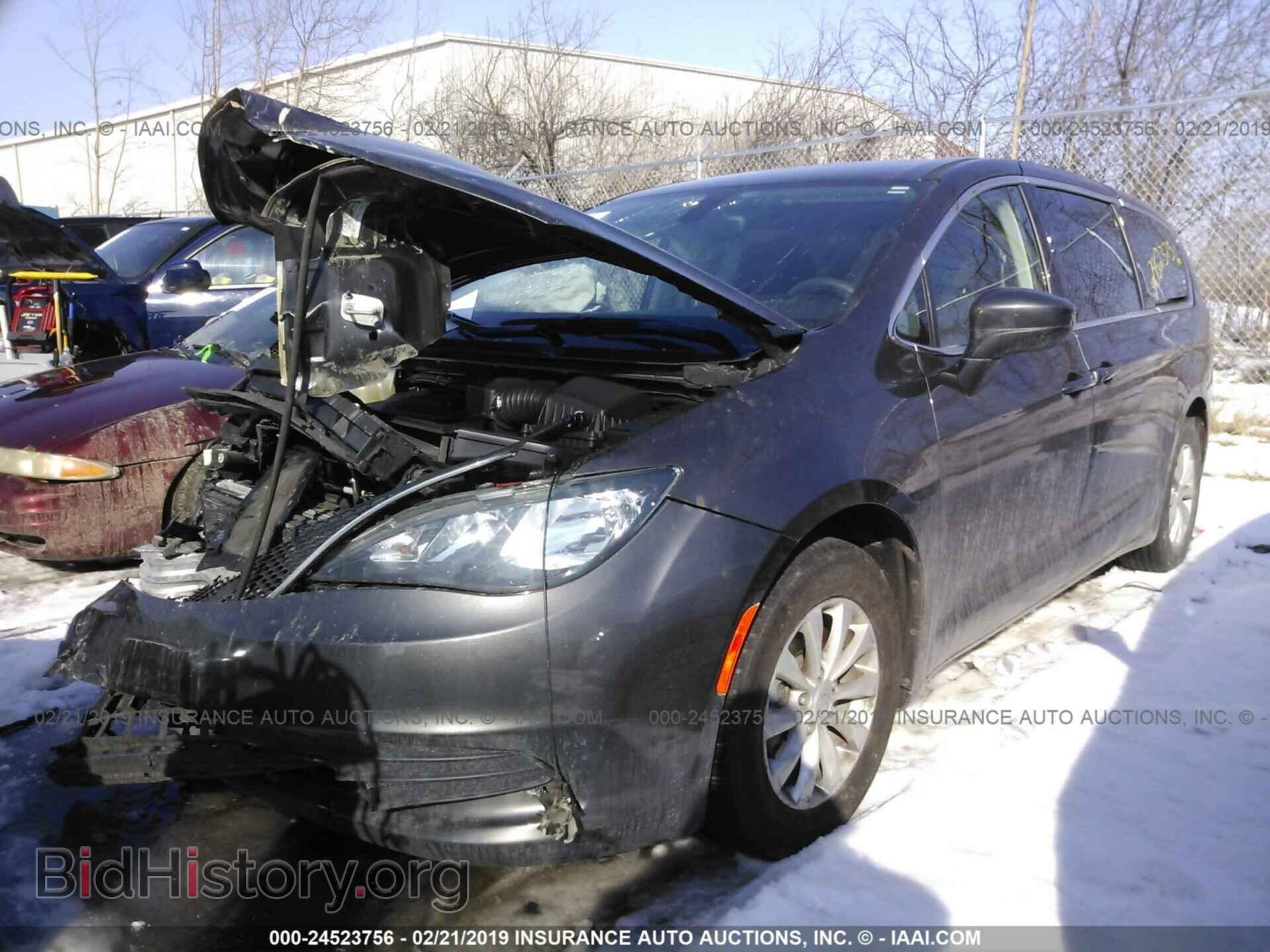 2017 CHRYSLER PACIFICA - VIN: 2C4RC1DG9HR675732 - Photo 2