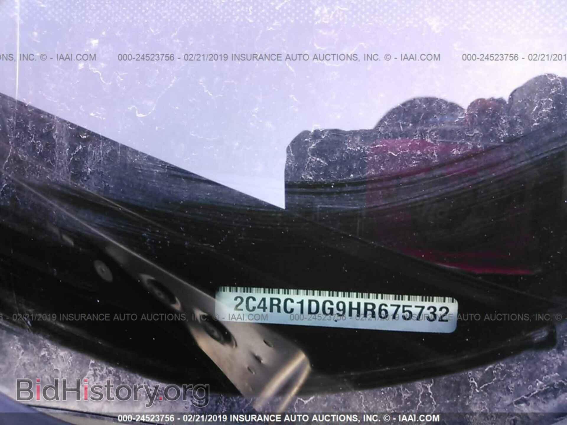 2017 CHRYSLER PACIFICA - VIN: 2C4RC1DG9HR675732 - Photo 9