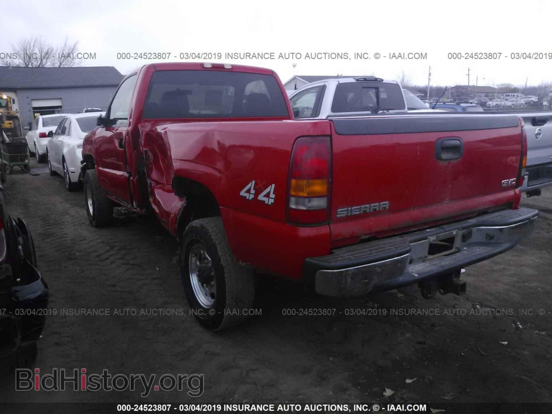 2006 GMC SIERRA - VIN: 1GTHK24U86E130738 - Фото 3