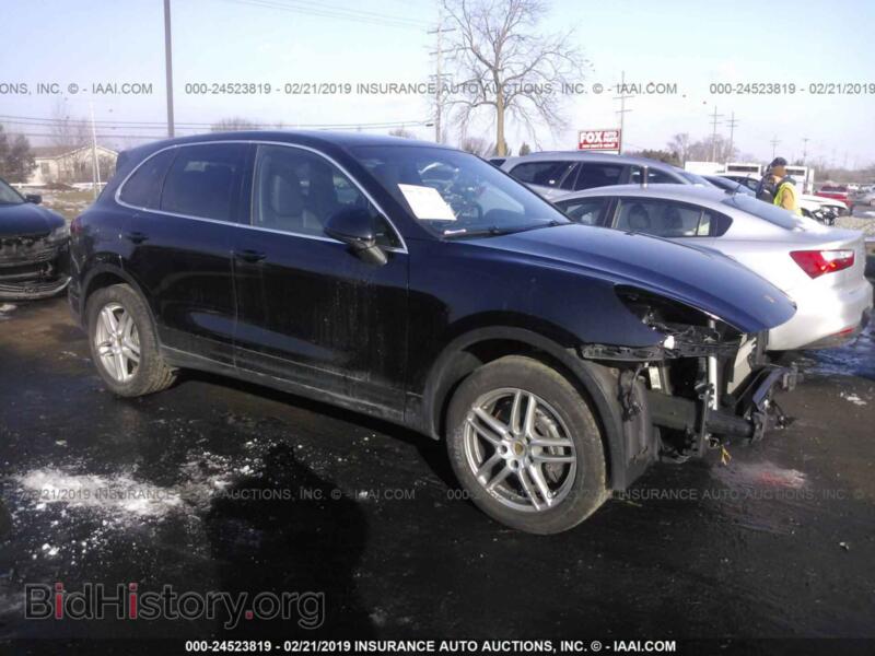 2016 Porsche CAYENNE (VIN WP1AA2A29GKA14232) — фото 1 из 10, IAAI, повреждение: передняя и задняя часть