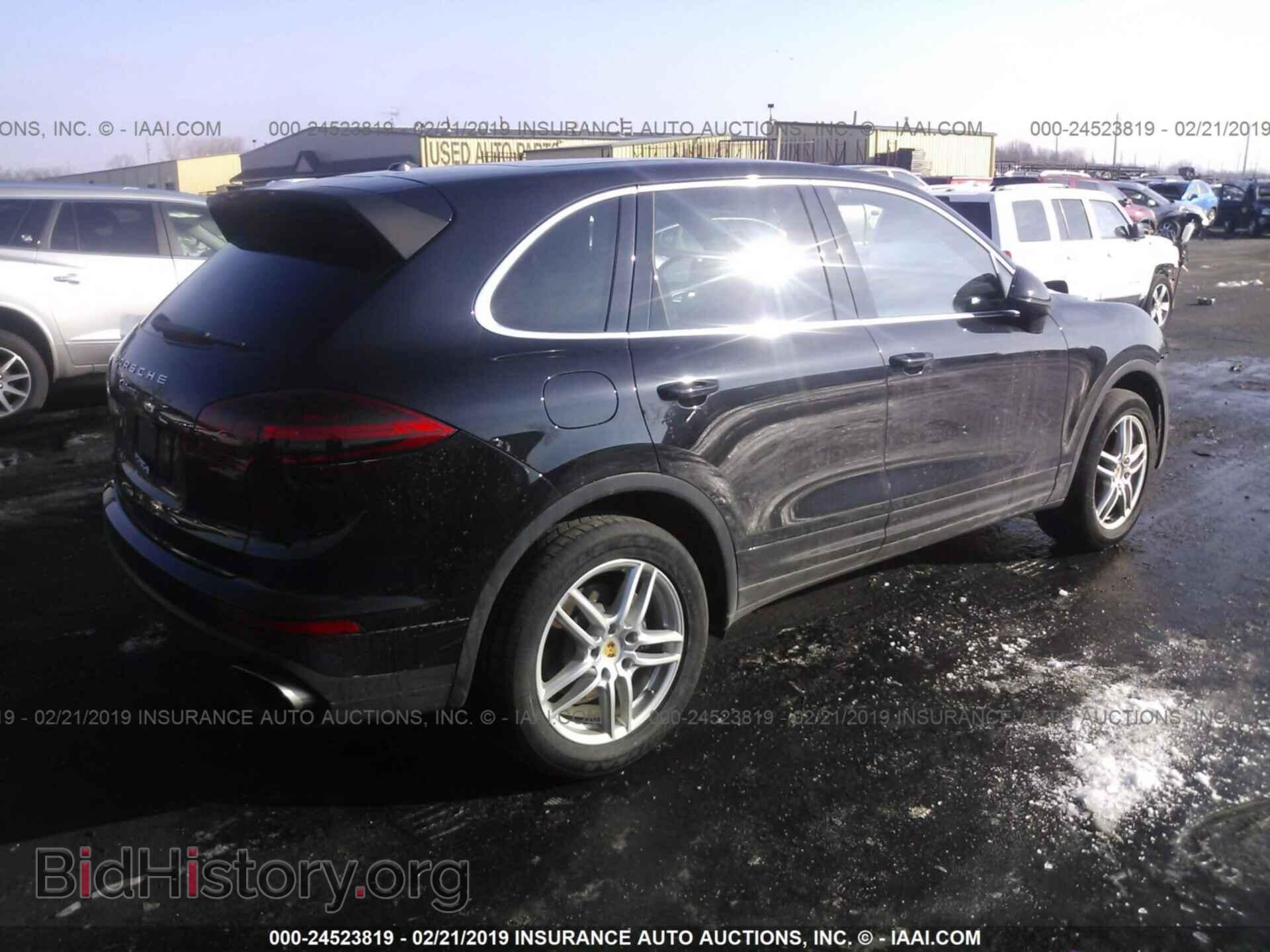 2016 PORSCHE CAYENNE - VIN: WP1AA2A29GKA14232 - Фото 4