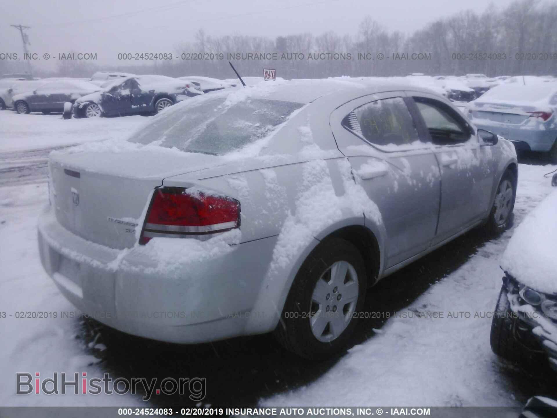 2010 DODGE AVENGER - VIN: 1B3CC4FB9AN174921 - Photo 4