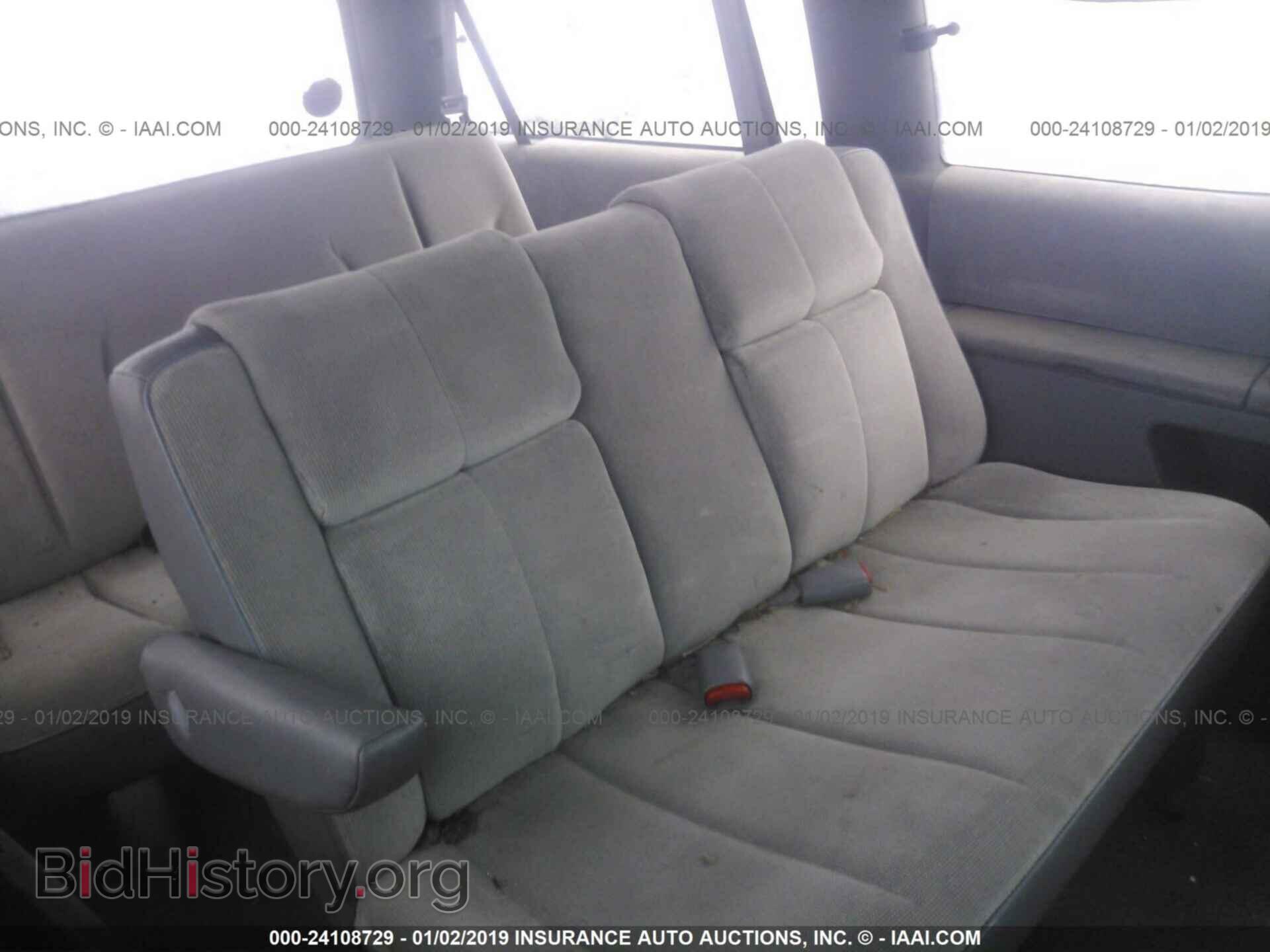 2007 CHRYSLER 300 - VIN: 2C3KA53GX7H777212 - Фото 8
