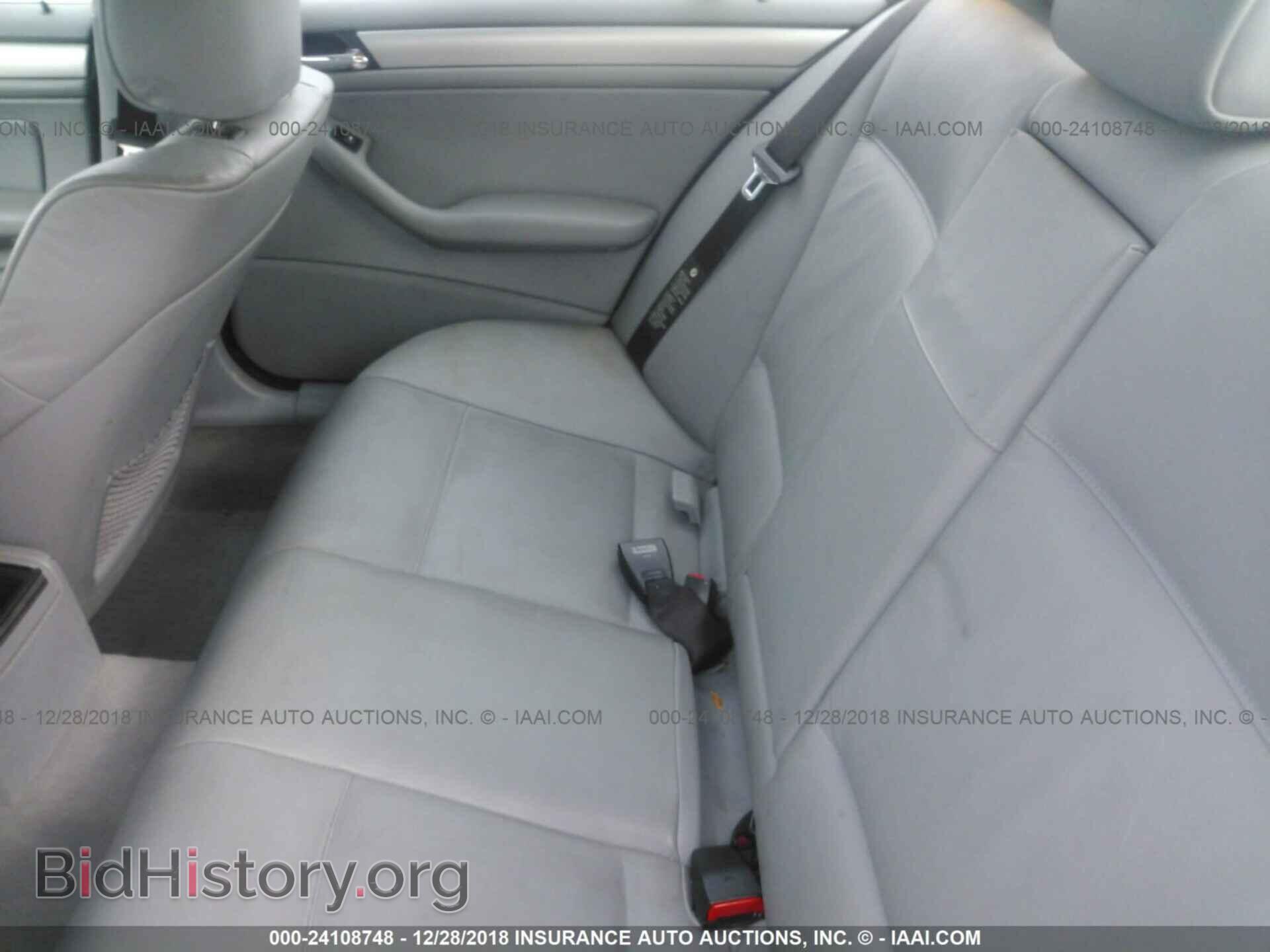 2003 BMW 330 - VIN: WBAEW53403PG10640 - Фото 8