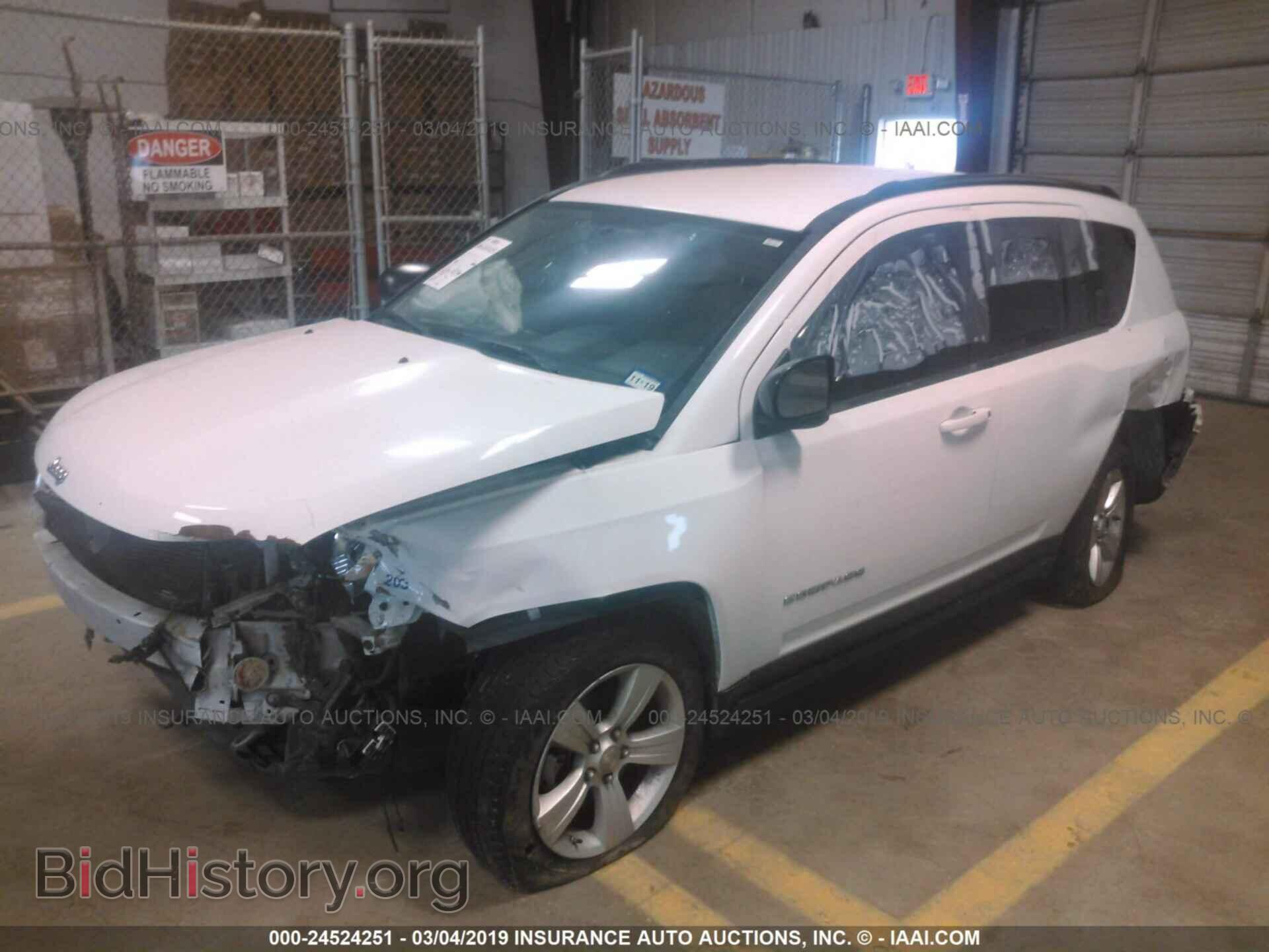 2011 JEEP COMPASS - VIN: 1J4NT1FB8BD267369 - Фото 2