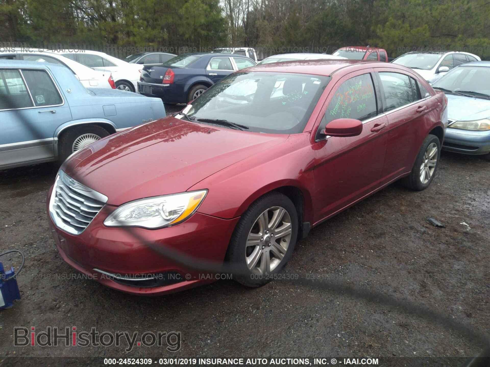 2013 CHRYSLER 200 - VIN: 1C3CCBBB5DN574458 - Photo 2