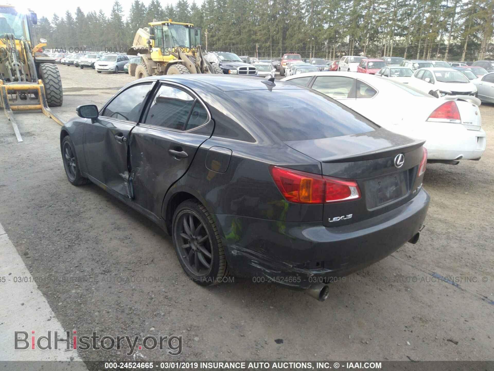 2010 LEXUS IS - VIN: JTHCF5C25A5041040 - Photo 3