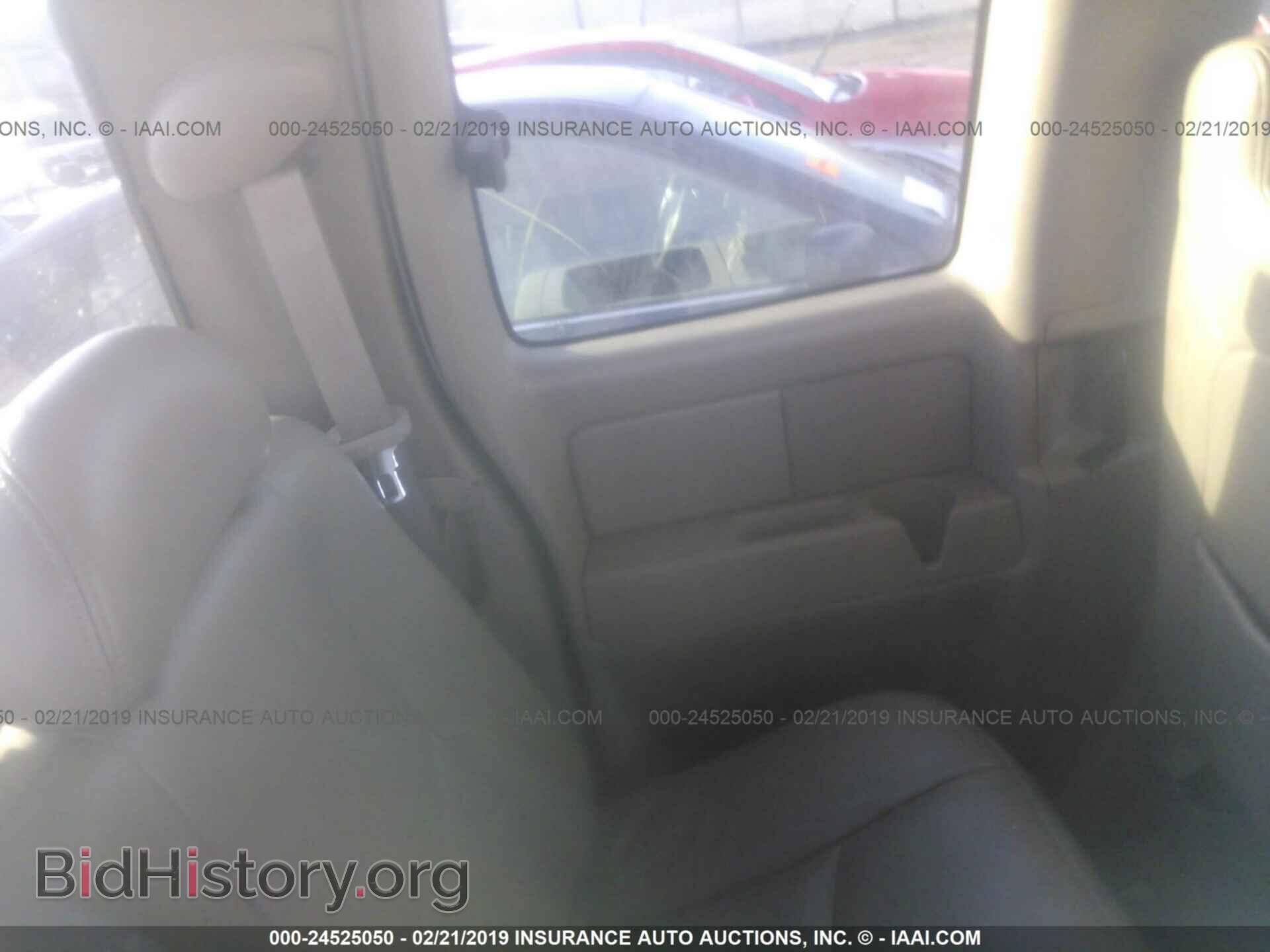 2006 GMC NEW SIERRA - VIN: 2GTEK19B761222980 - Фото 8
