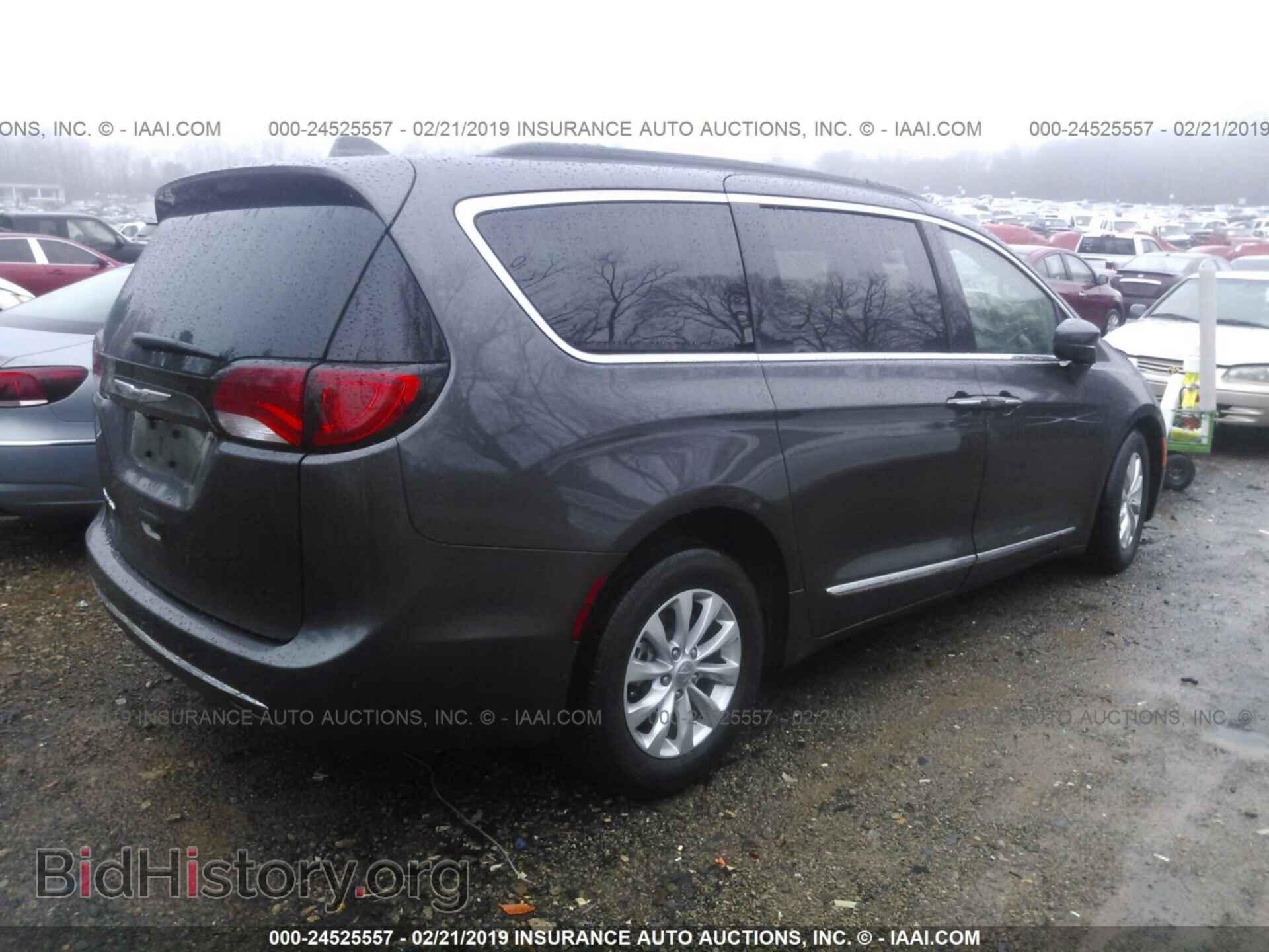 2017 CHRYSLER PACIFICA - VIN: 2C4RC1BG2HR730444 - Фото 4