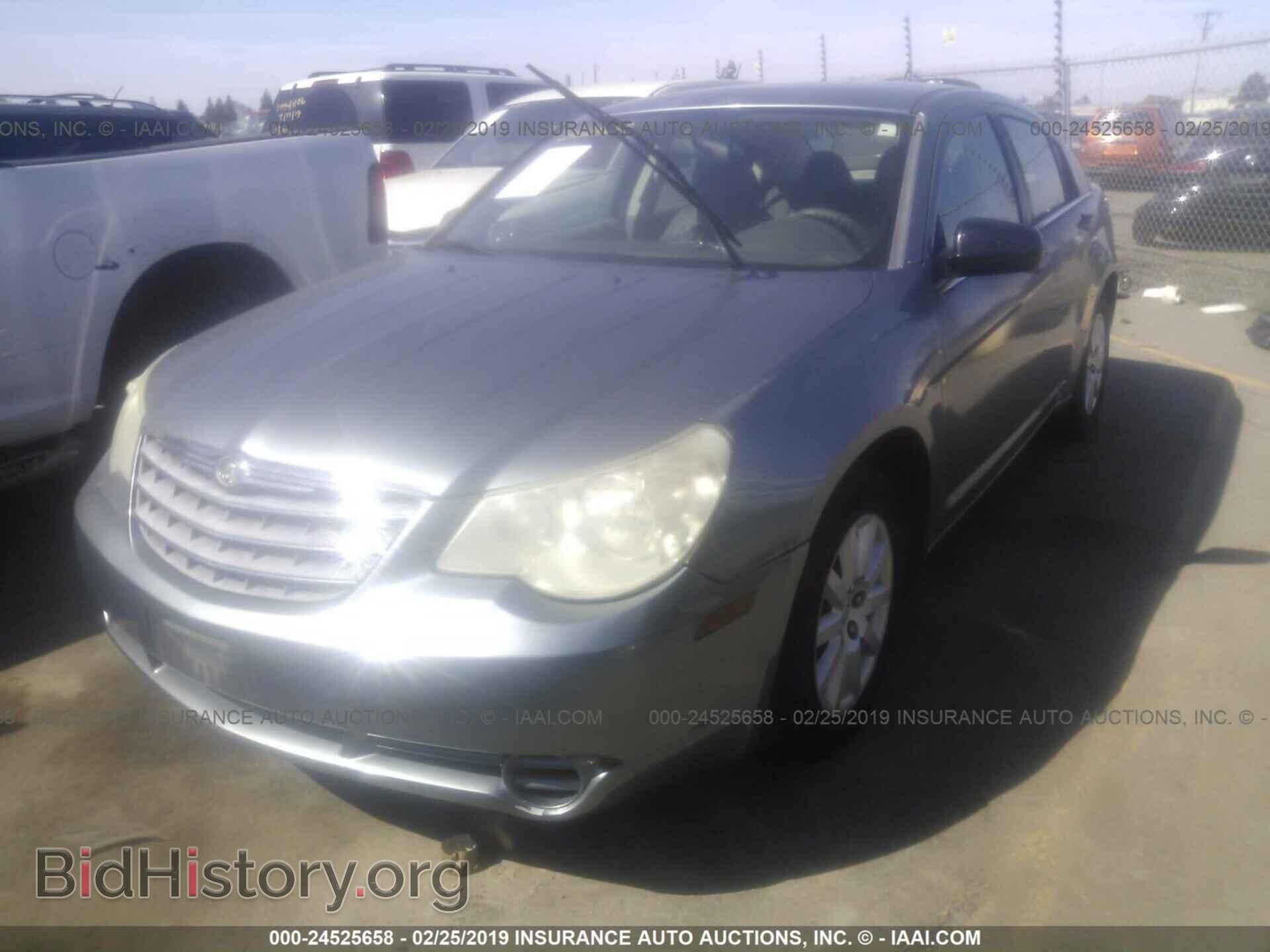2008 CHRYSLER SEBRING - VIN: 1C3LC46J28N142798 - Фото 2
