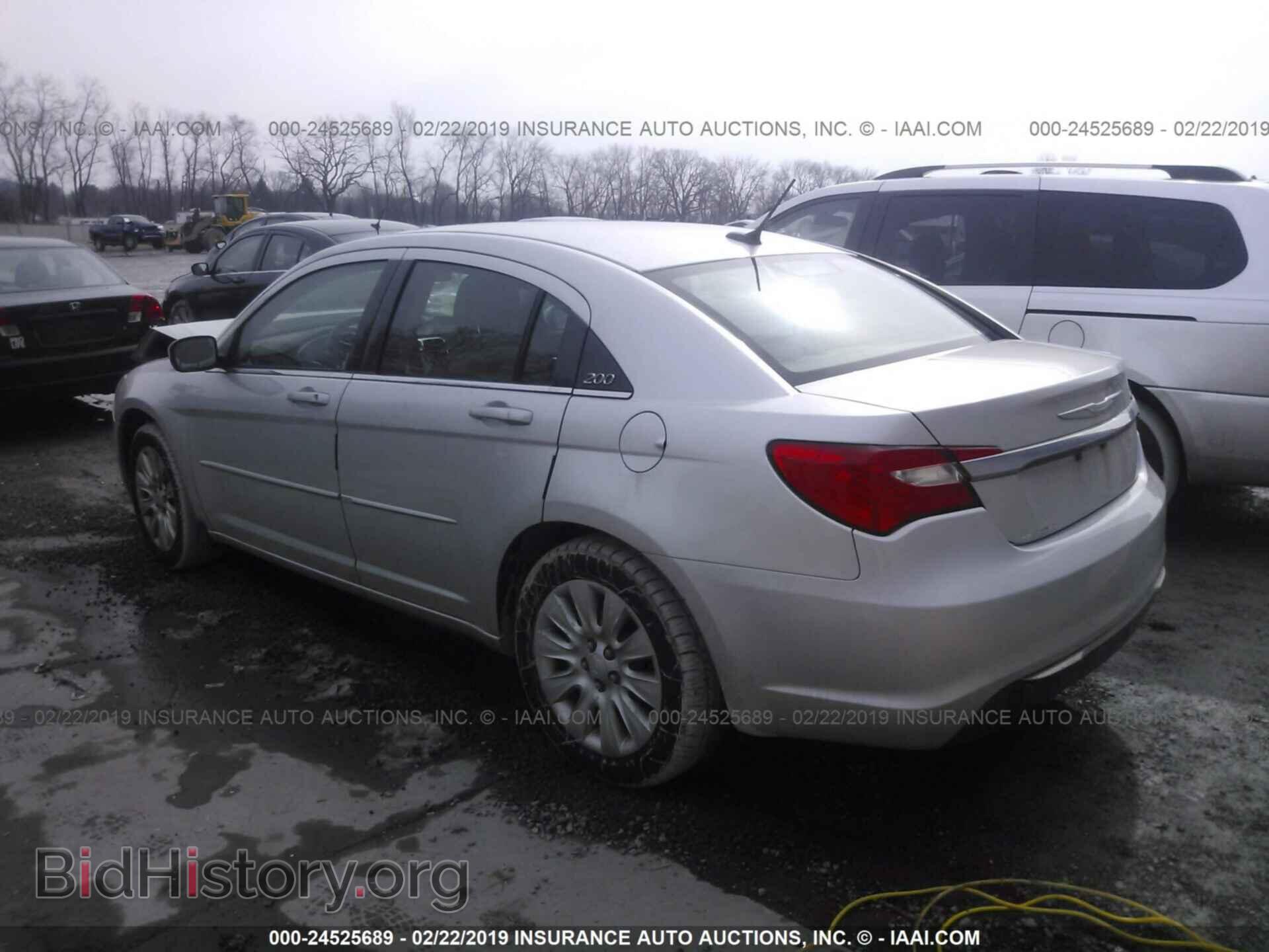 2011 CHRYSLER 200 - VIN: 1C3BC4FB8BN559967 - Фото 3