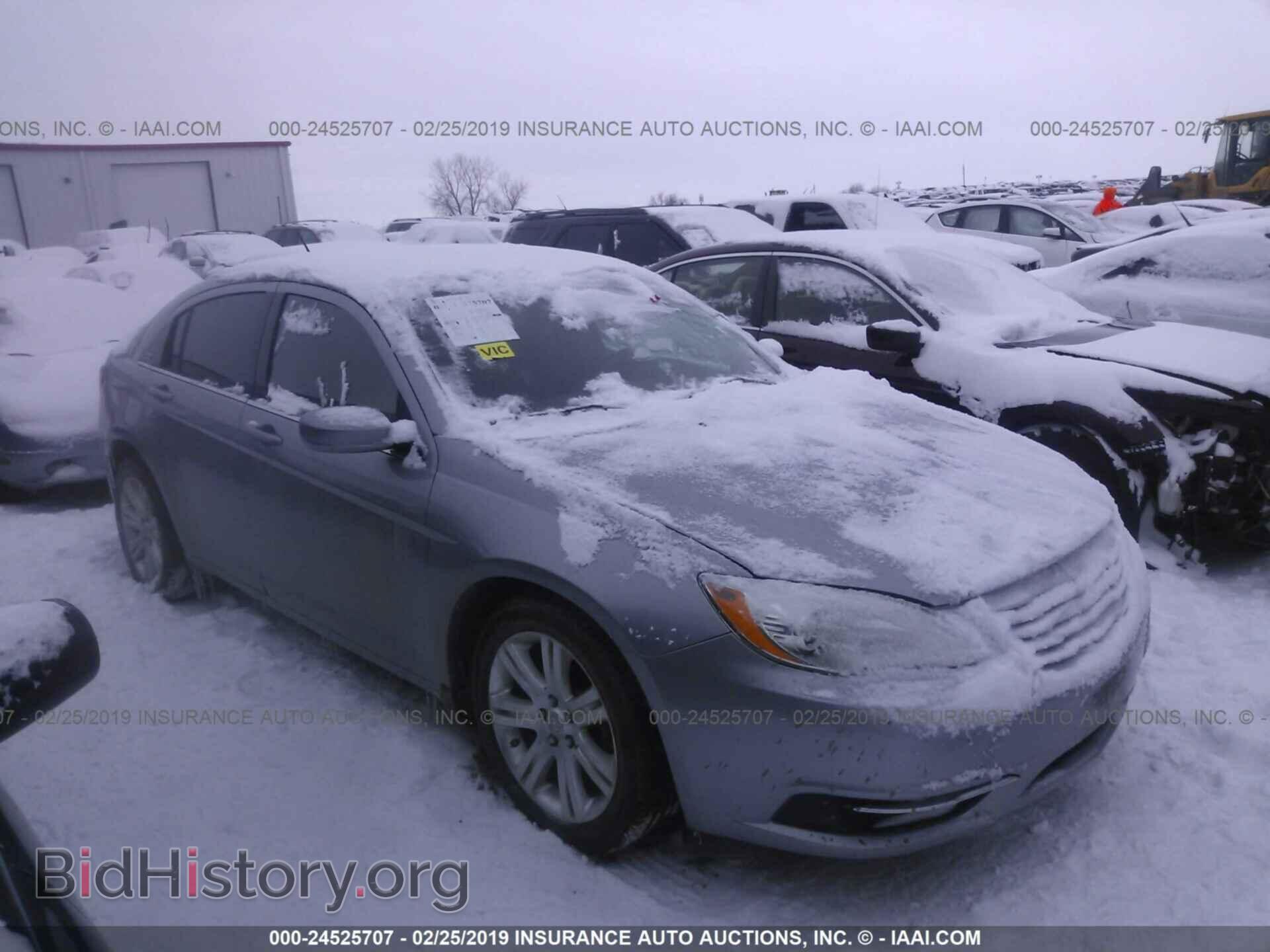 Photo 1C3CCBAB7DN669931 - CHRYSLER 200 2013