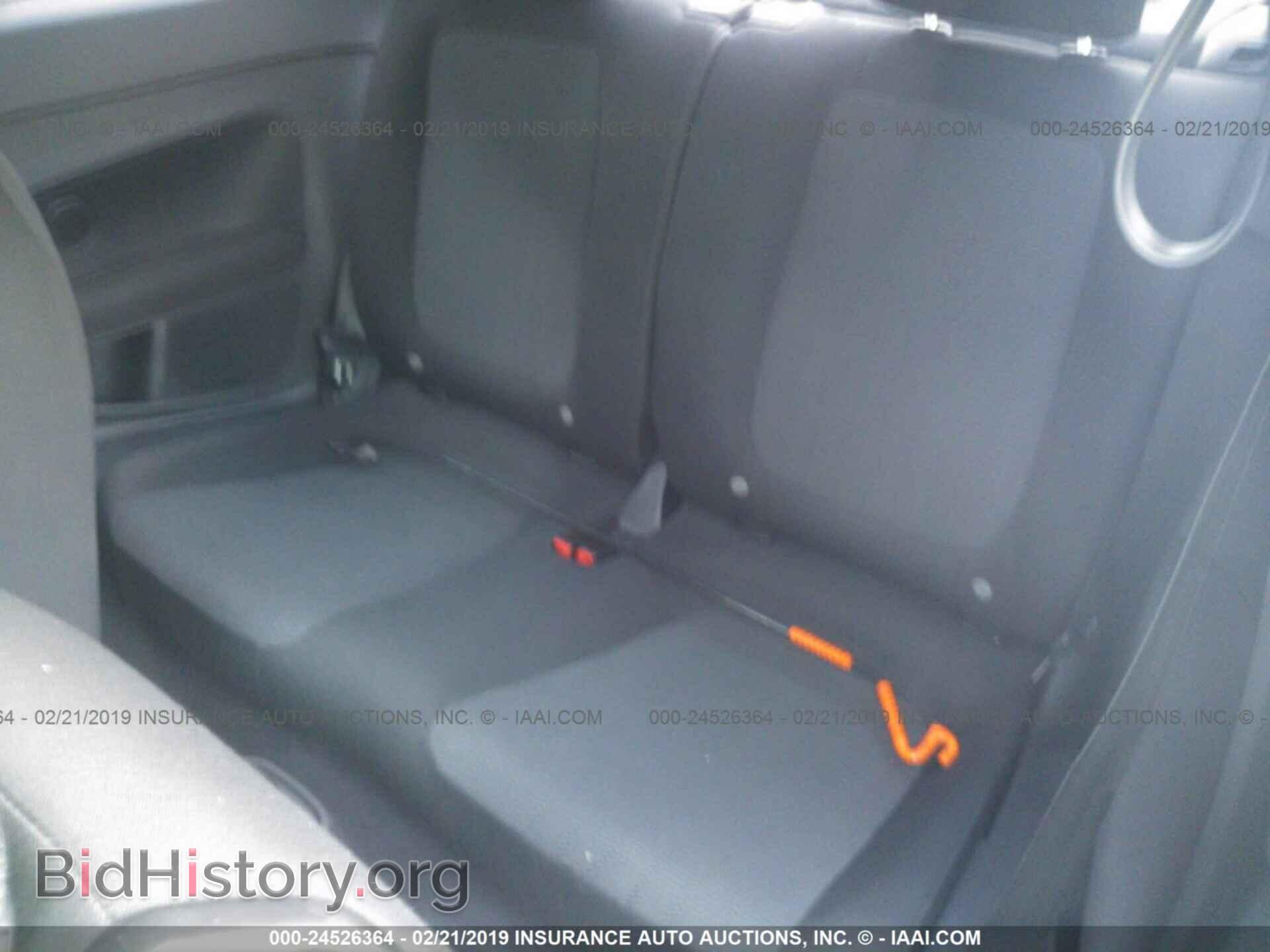 2014 VOLKSWAGEN BEETLE - VIN: 3VWFP7ATXEM610397 - Фото 8