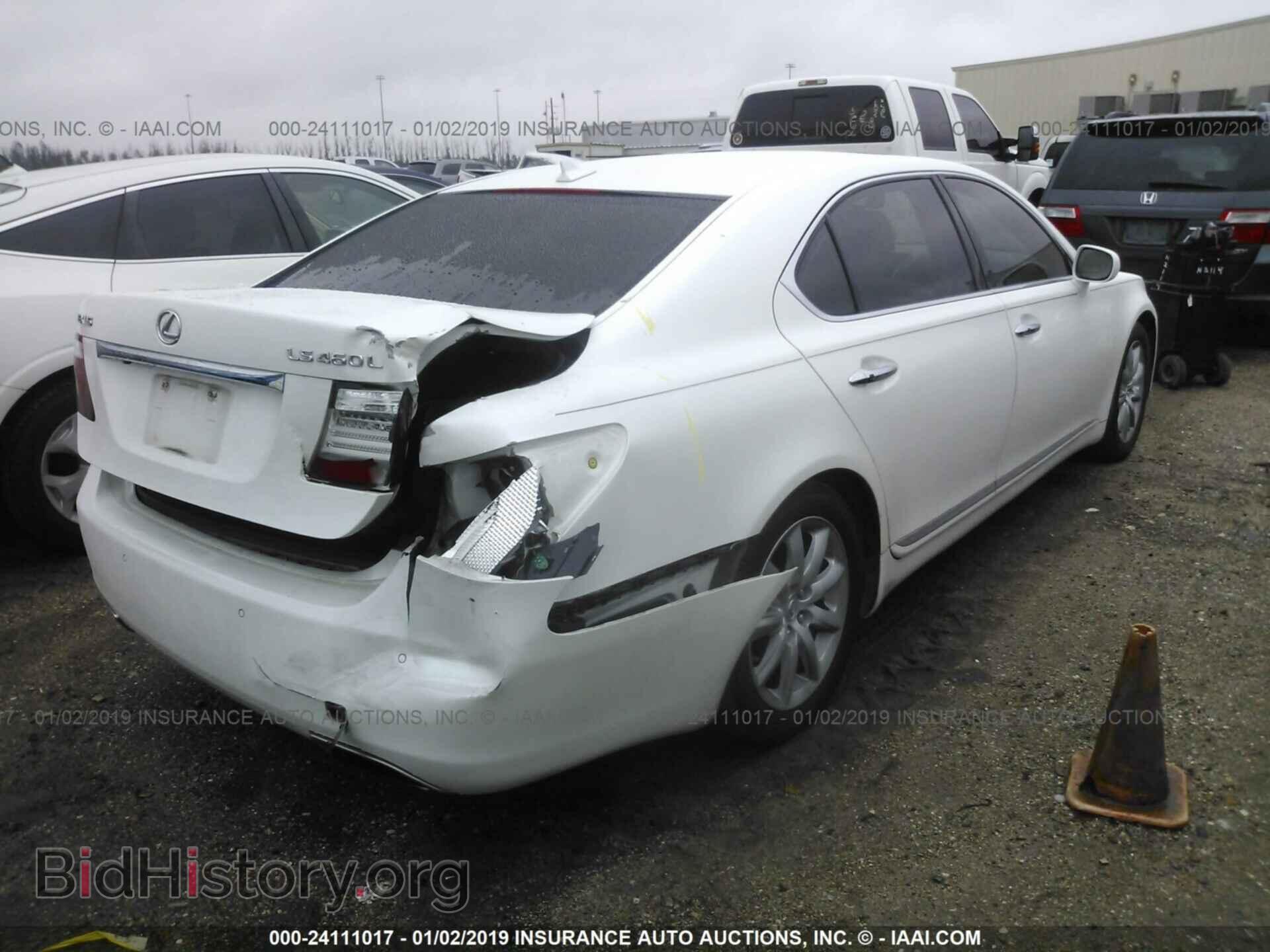 2007 LEXUS LS - VIN: JTHGL46F075018728 - Photo 4